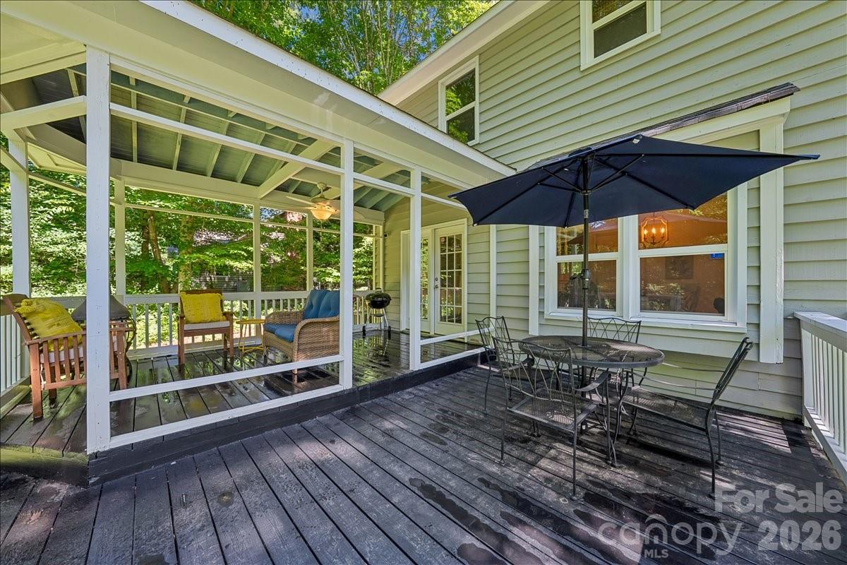 14004 Maple Hollow Lane
