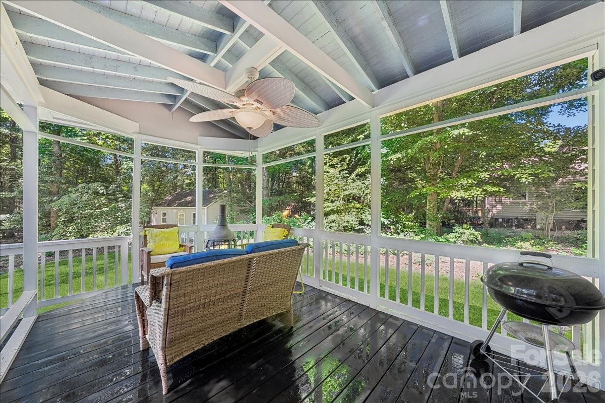 14004 Maple Hollow Lane