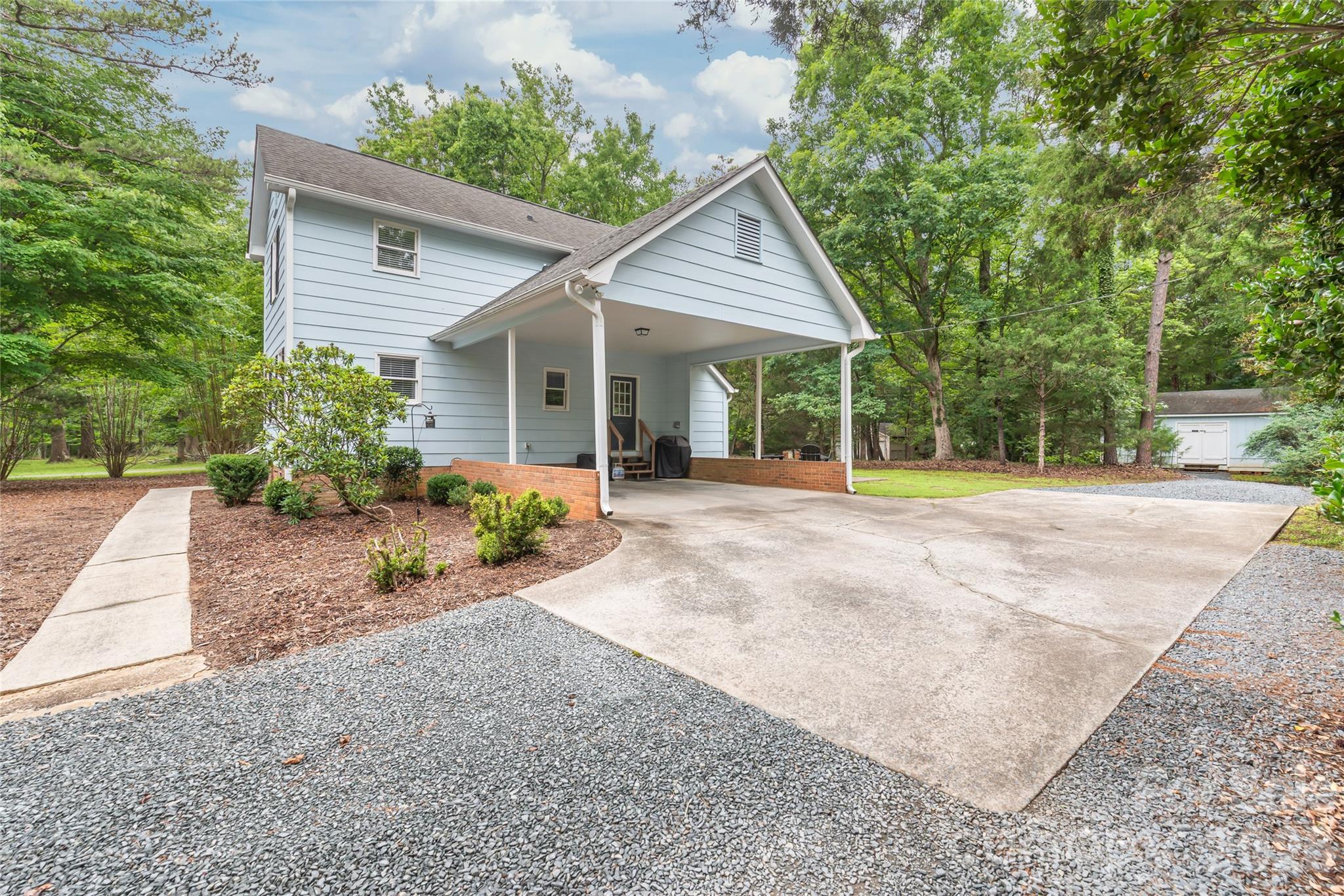 7012 Knotty Pine Road