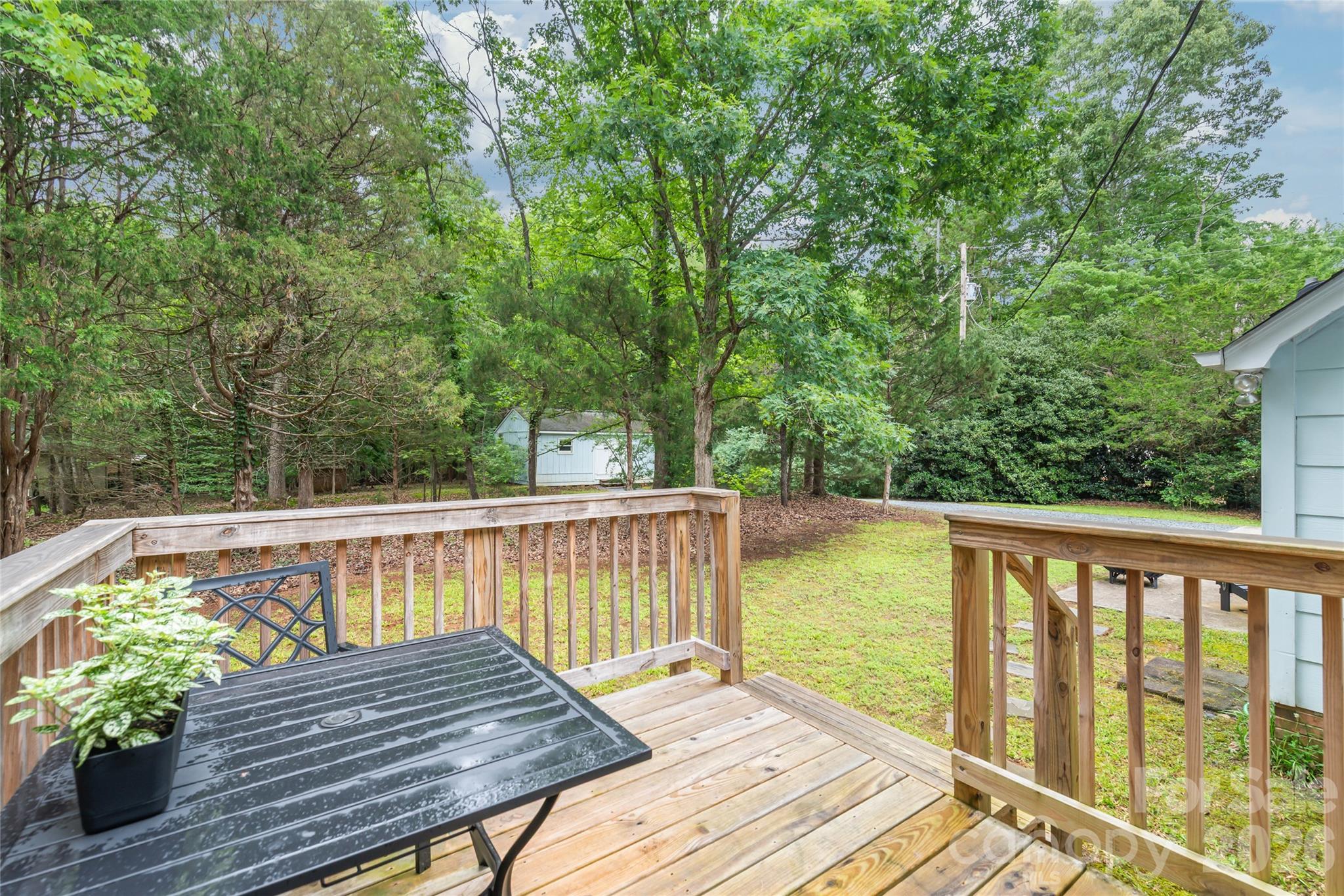 7012 Knotty Pine Road