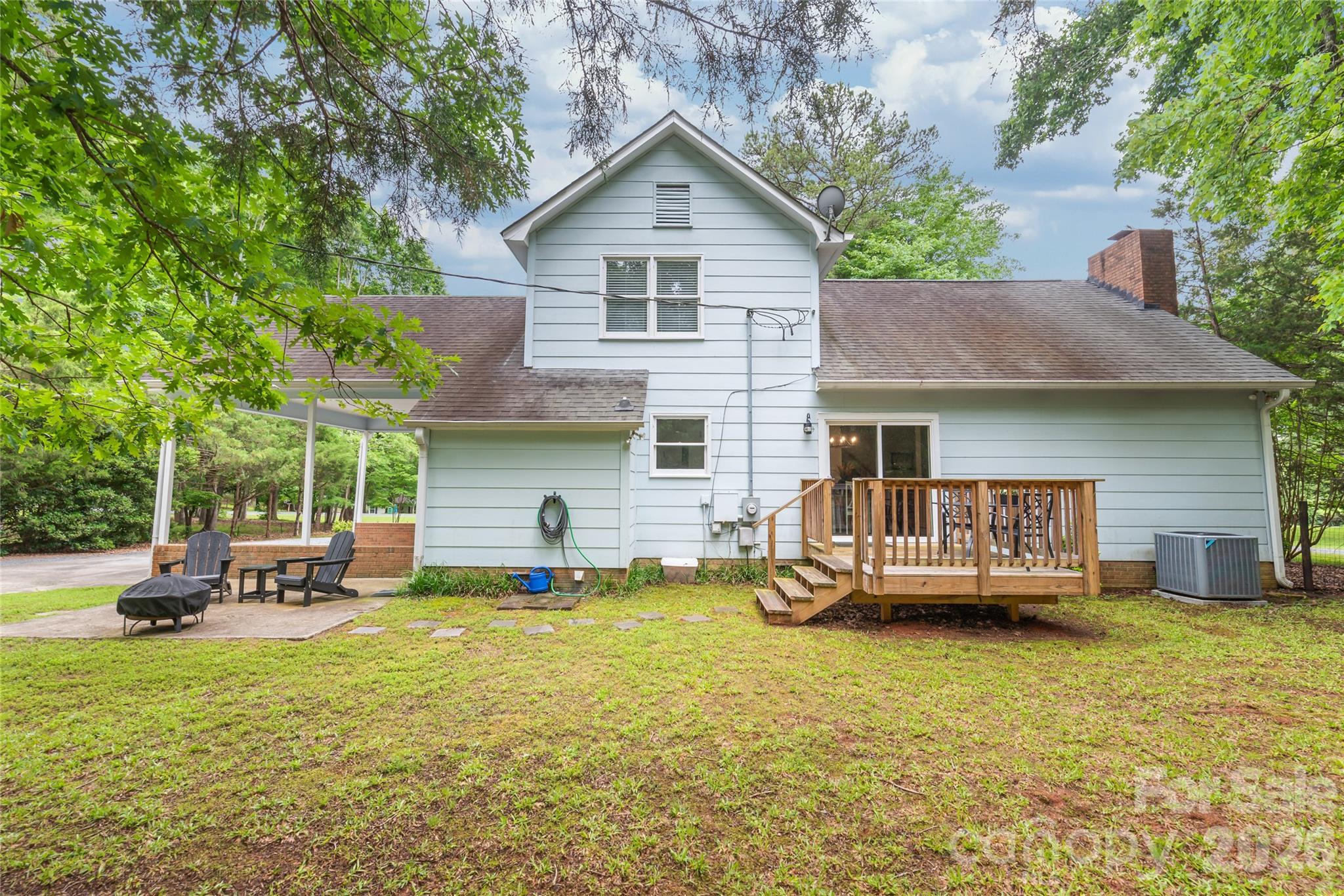 7012 Knotty Pine Road