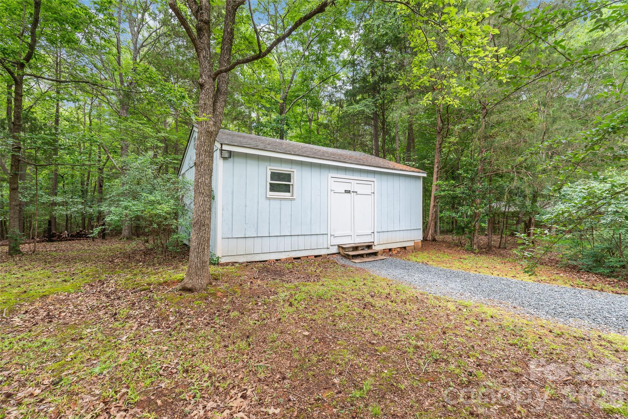 7012 Knotty Pine Road