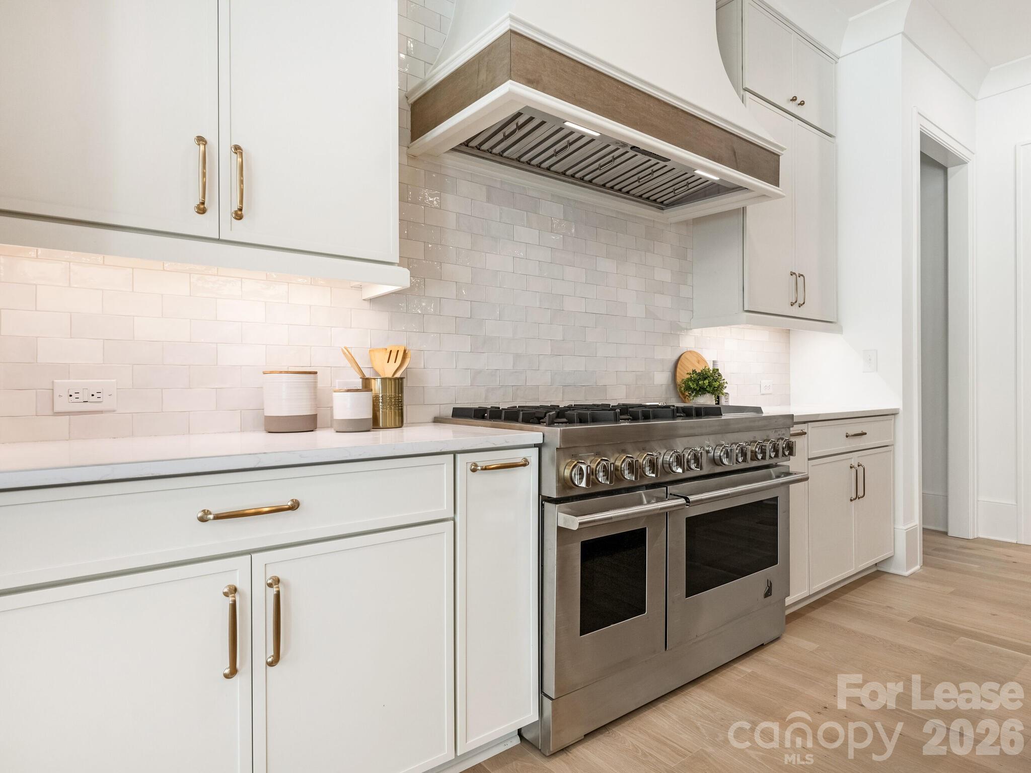 1511 Cavendish Court