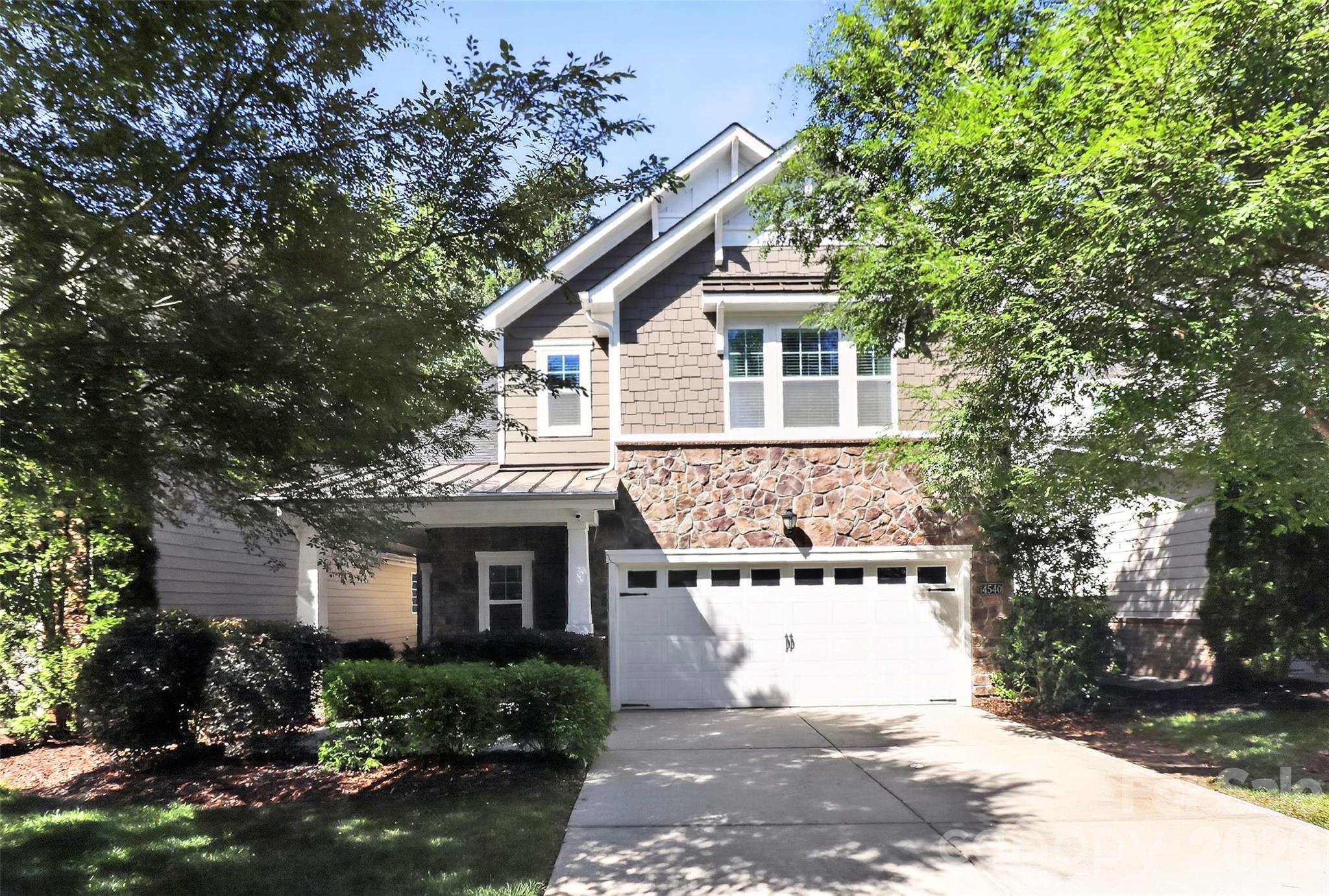 4540 Blackmuir Wood Circle