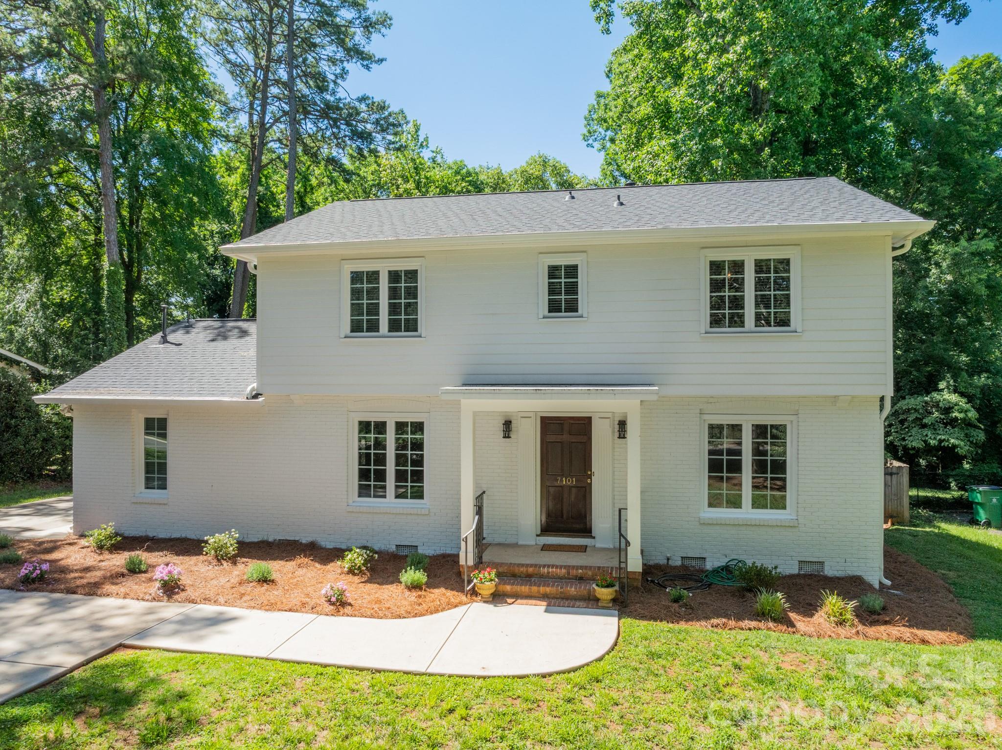 7101 Sherbourne Drive