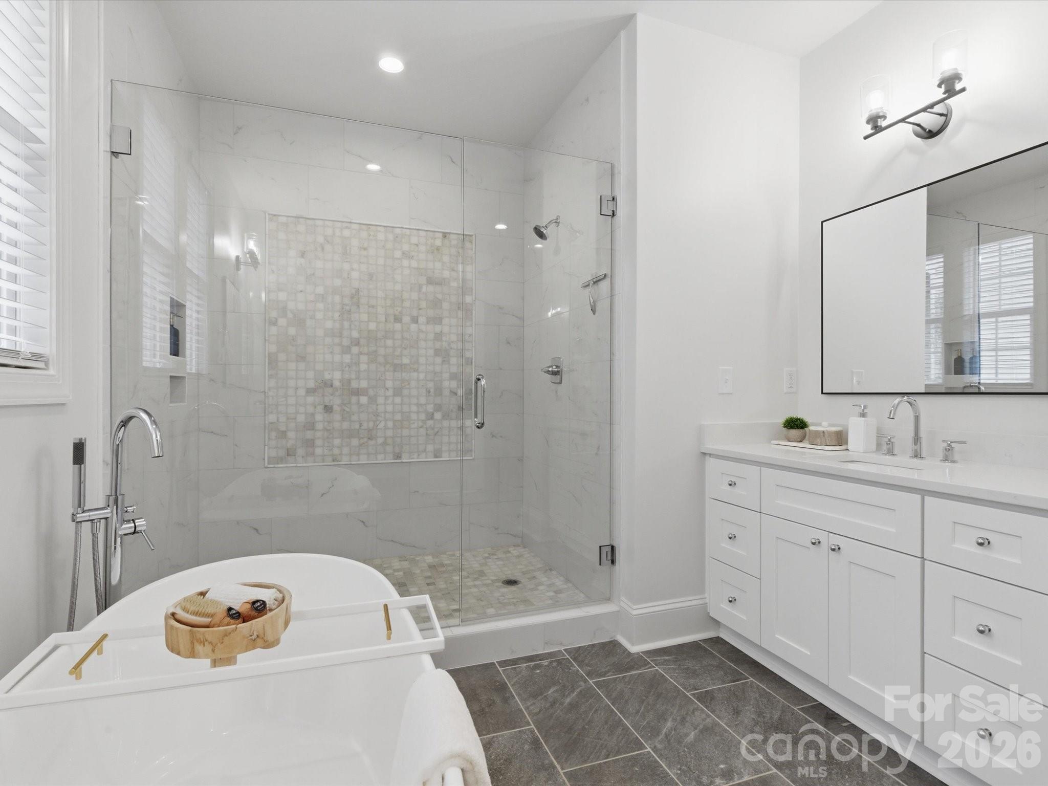 7815 Red Oaks Trail