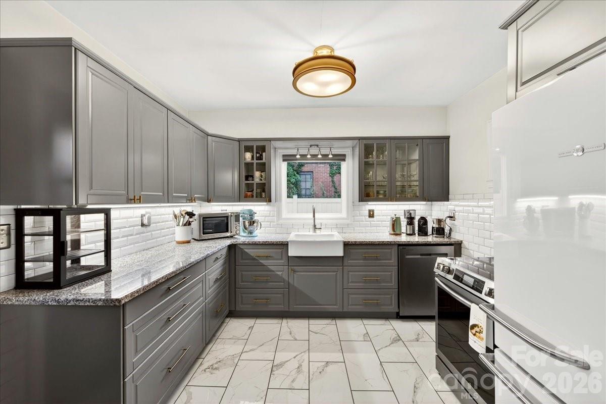 2225 Ashley Road