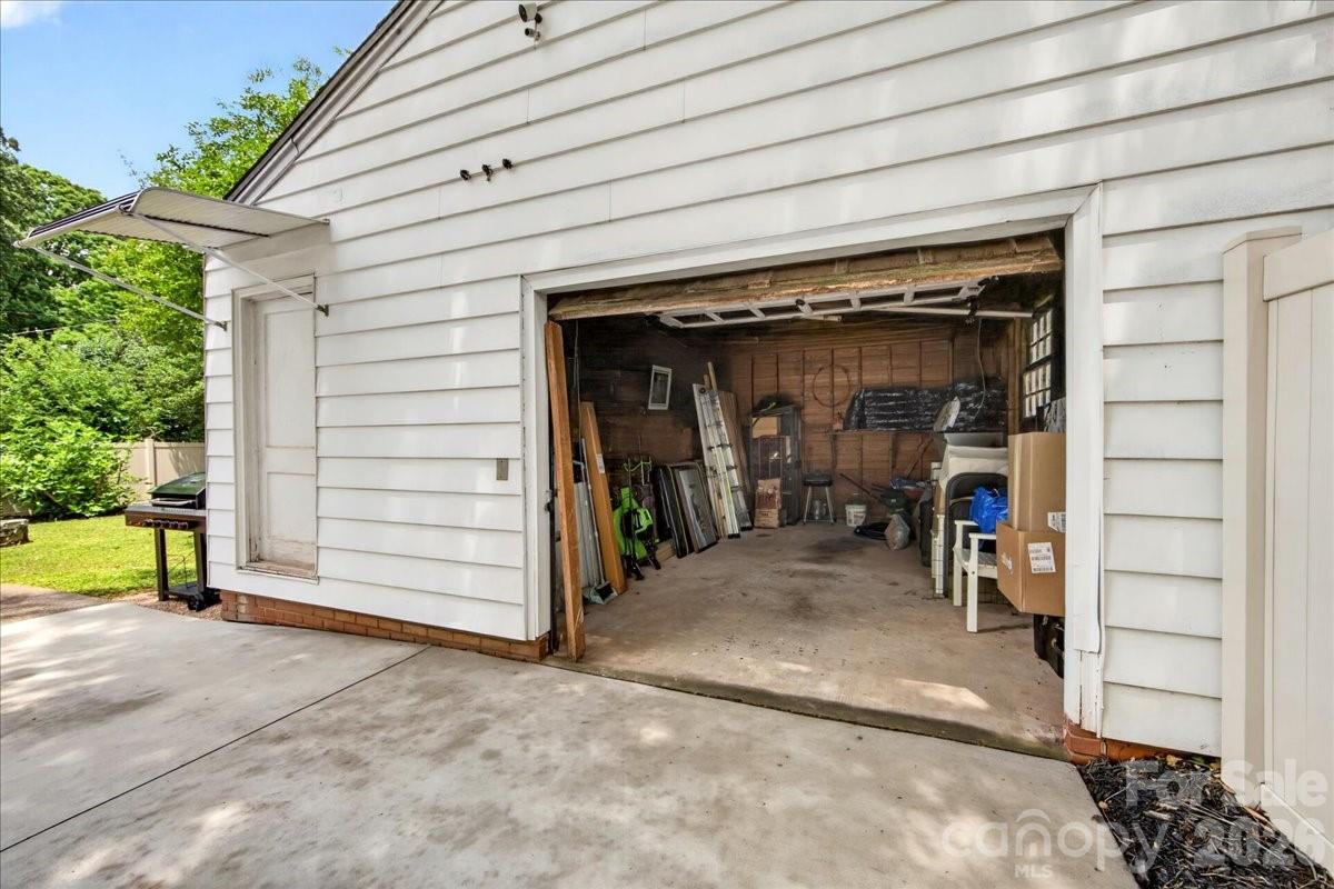 2225 Ashley Road