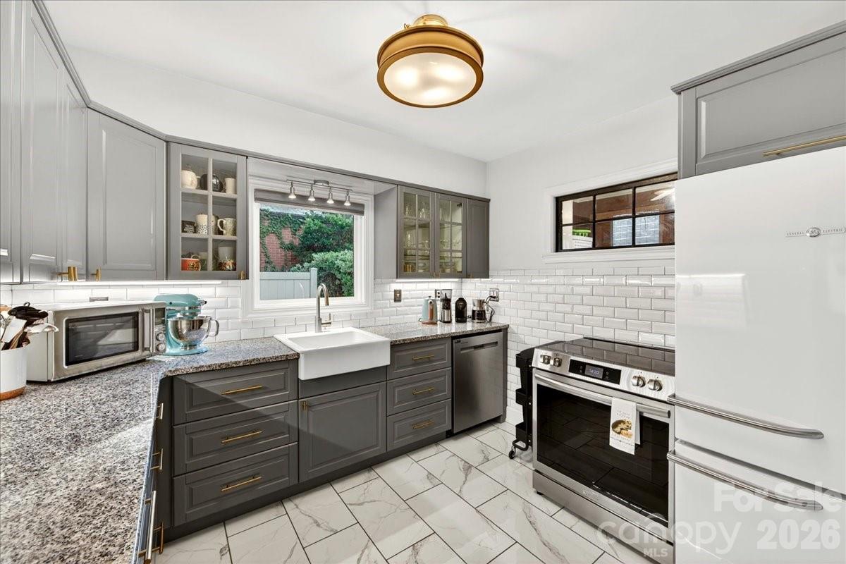 2225 Ashley Road