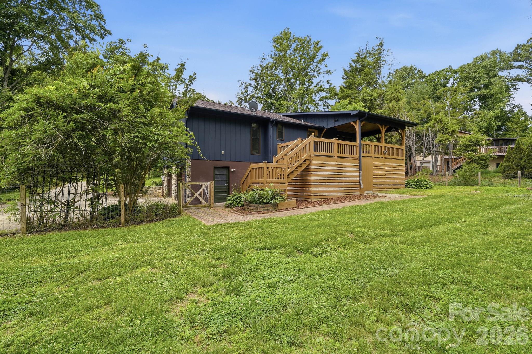 337 Woody Lane
