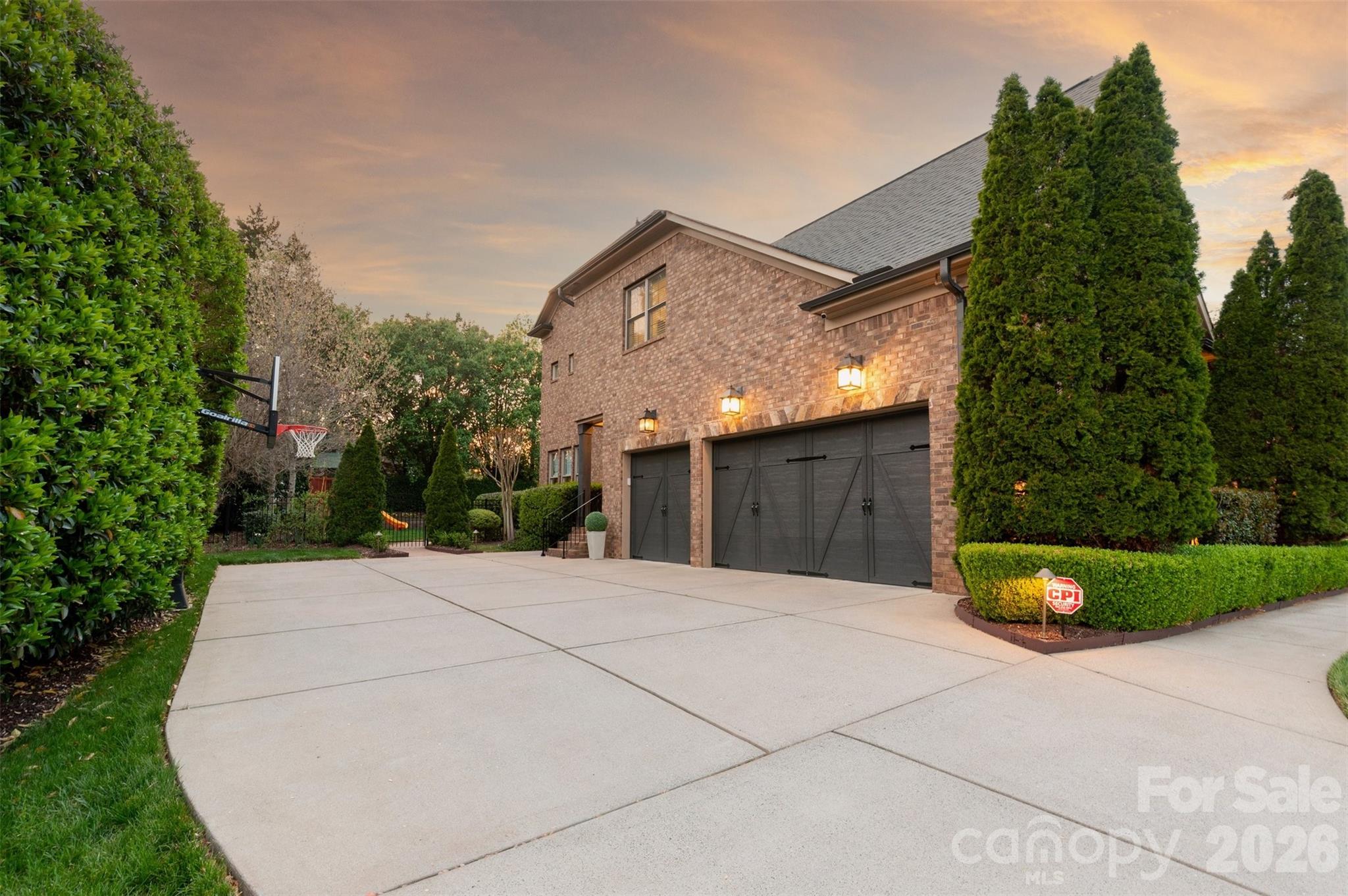 402 Montrose Drive