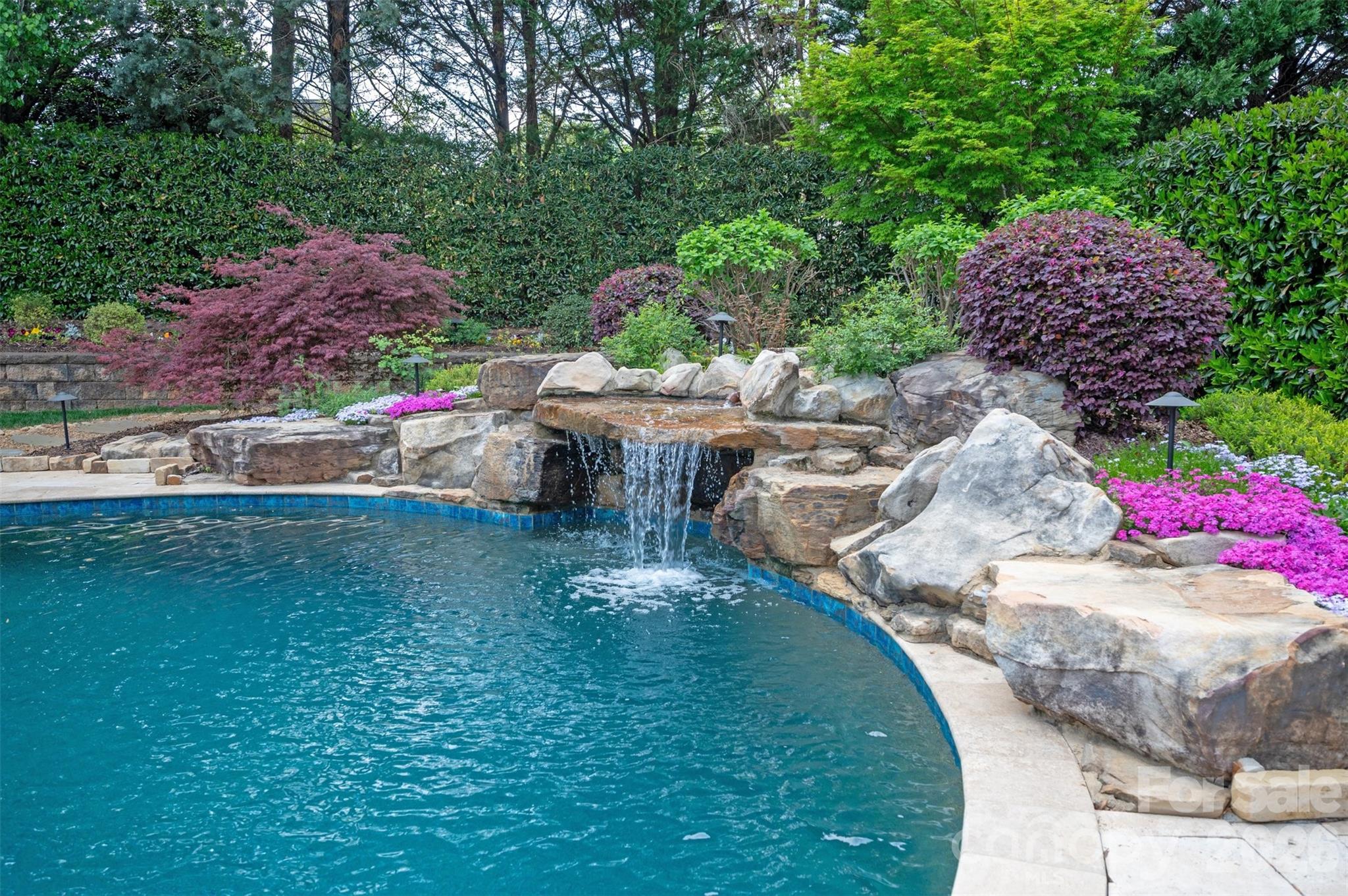 402 Montrose Drive