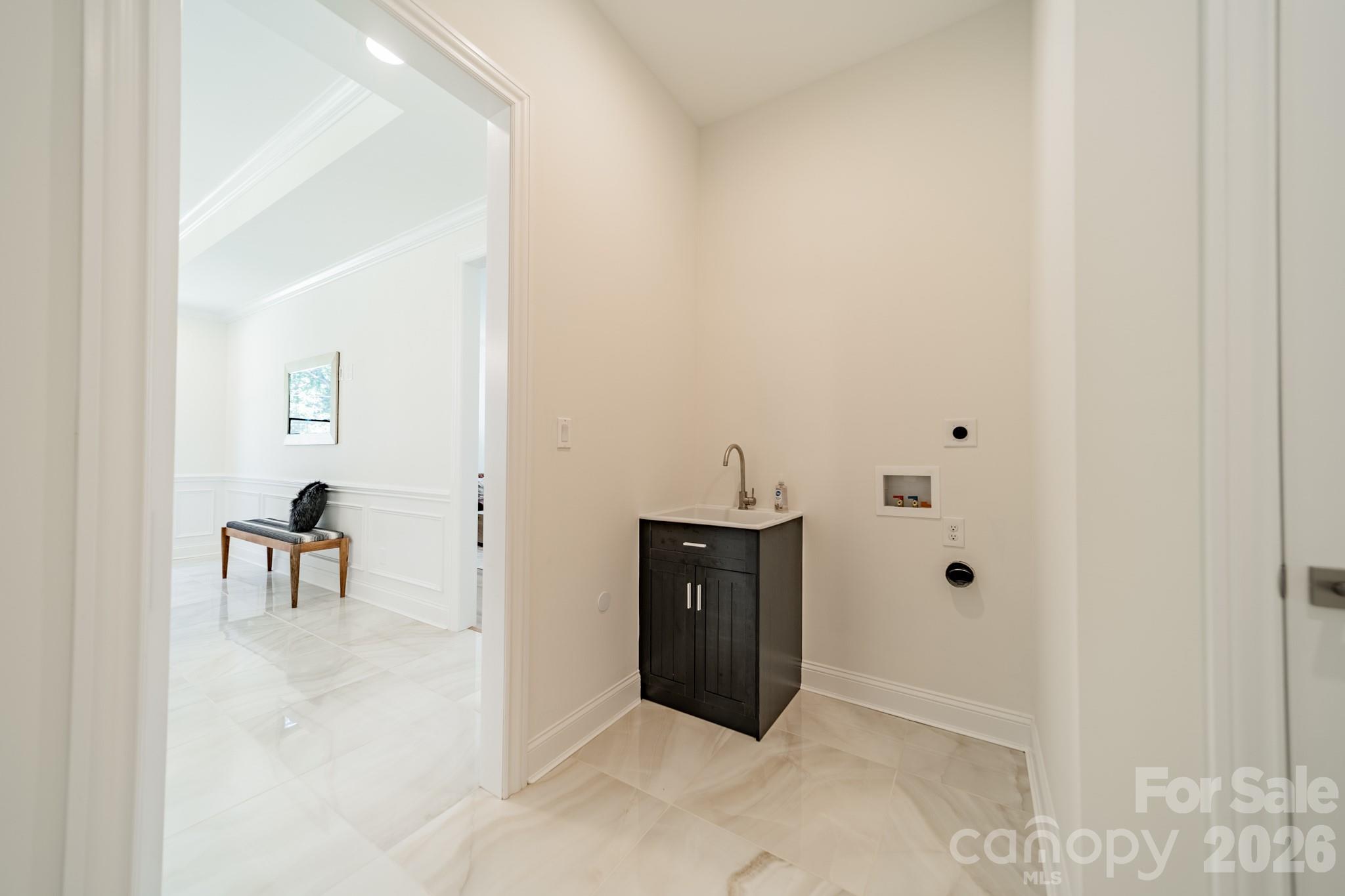 112 Jim Parker Road