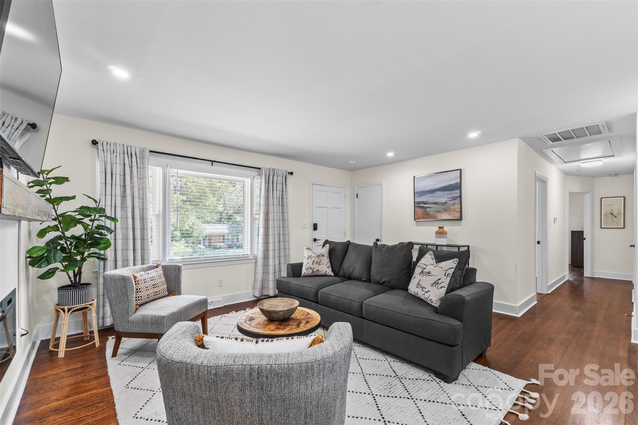2014 Sandhurst Drive