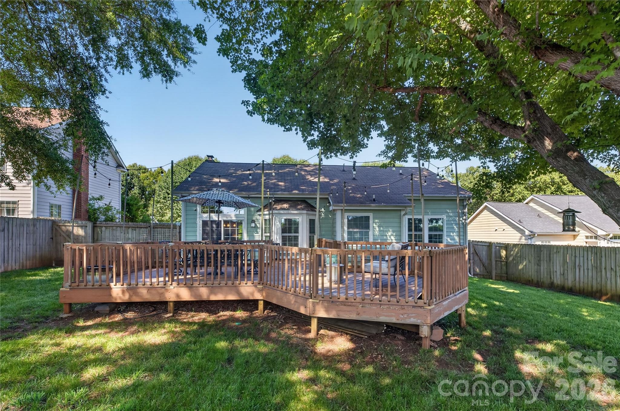 907 Gretna Green Drive