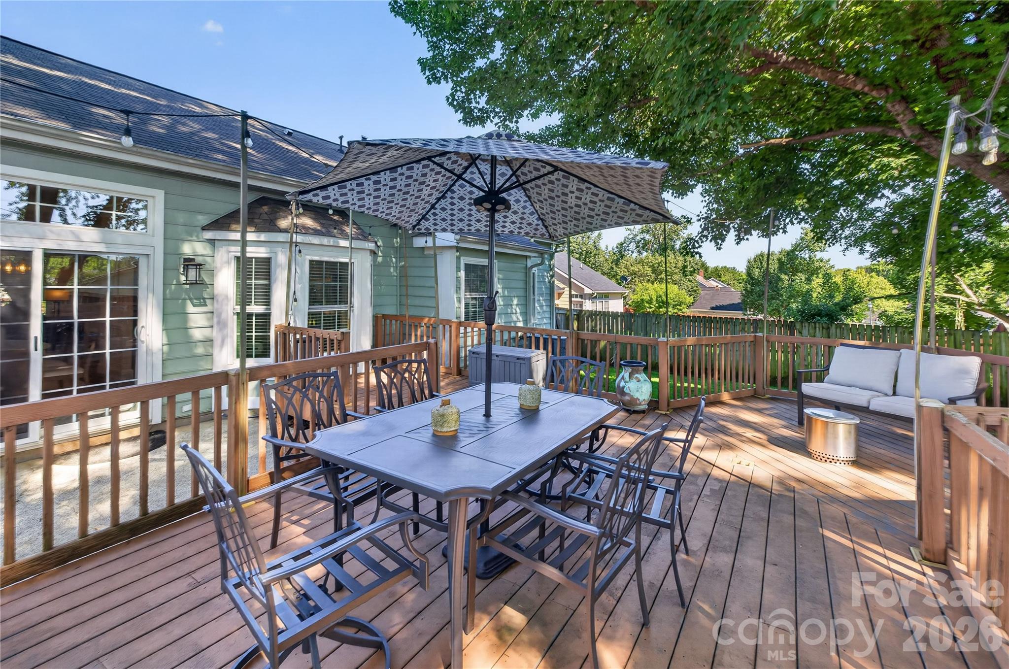 907 Gretna Green Drive