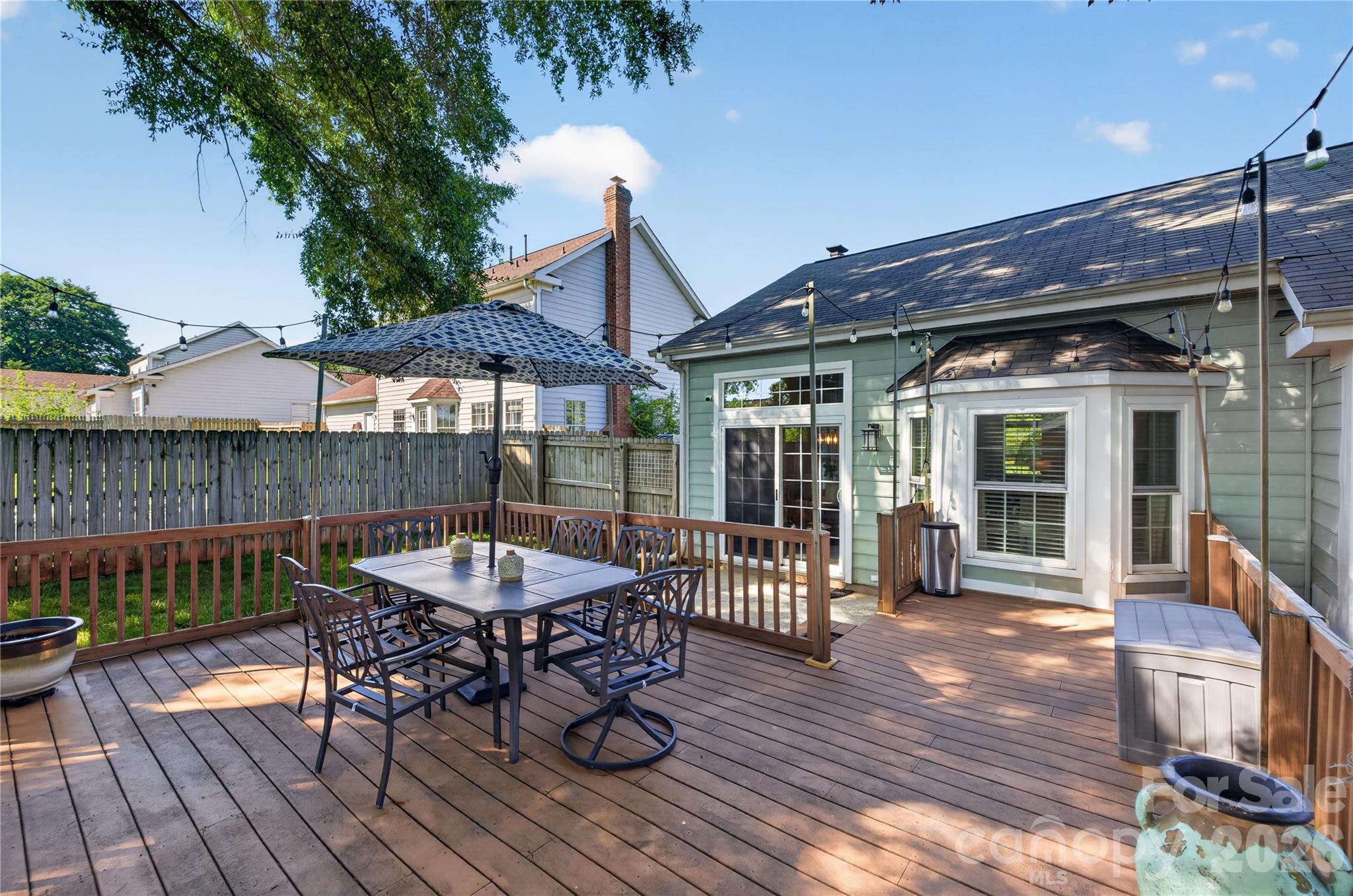 907 Gretna Green Drive