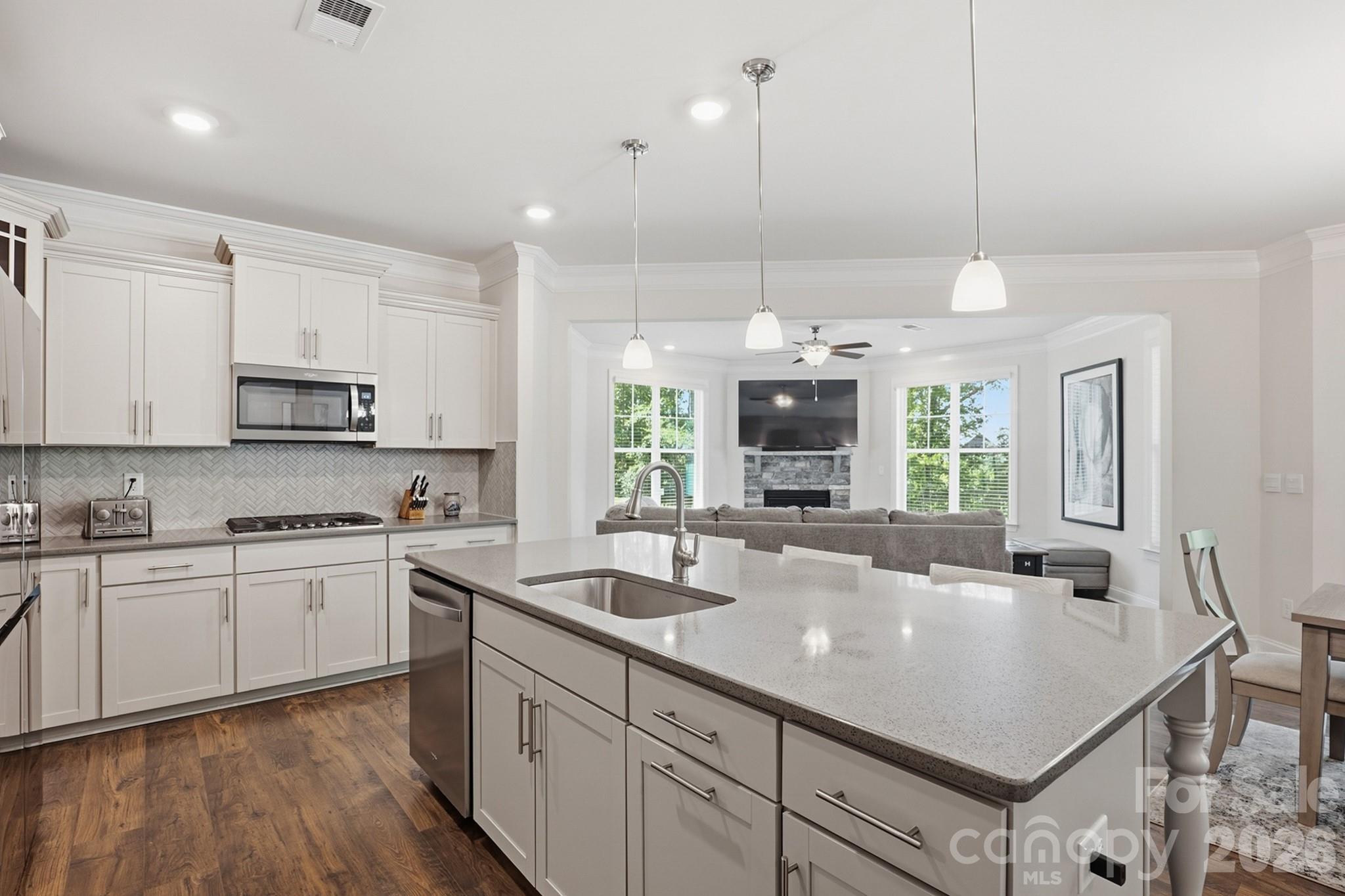 3349 Friendship Street Unit: 318