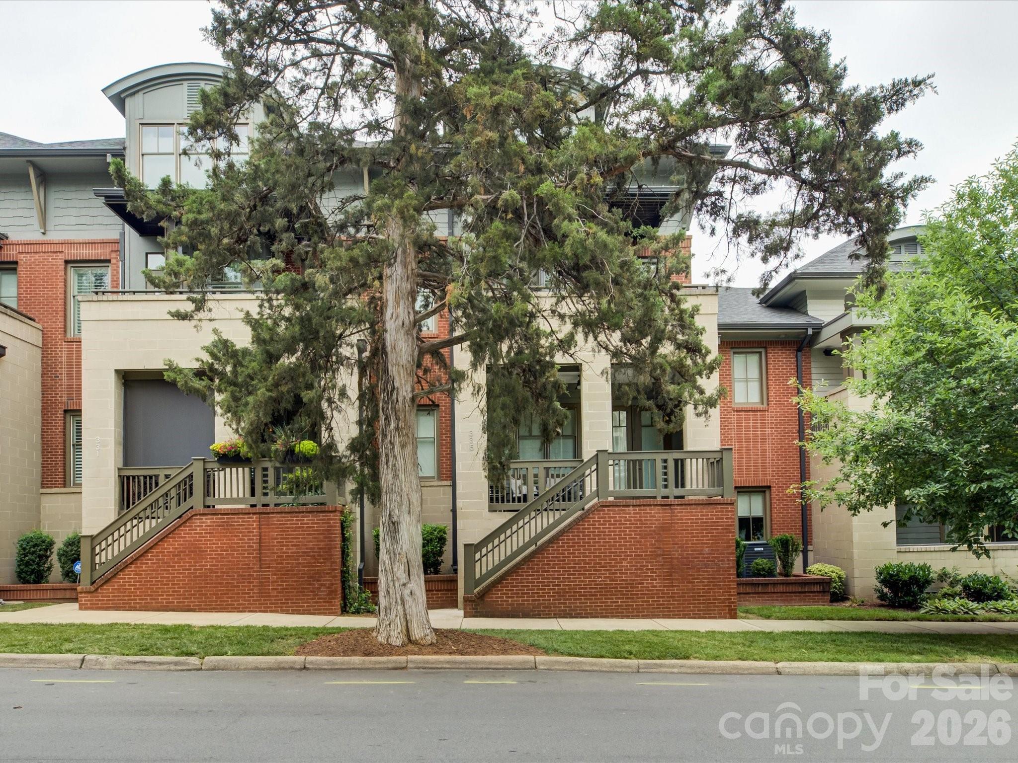 335 E Tremont Avenue