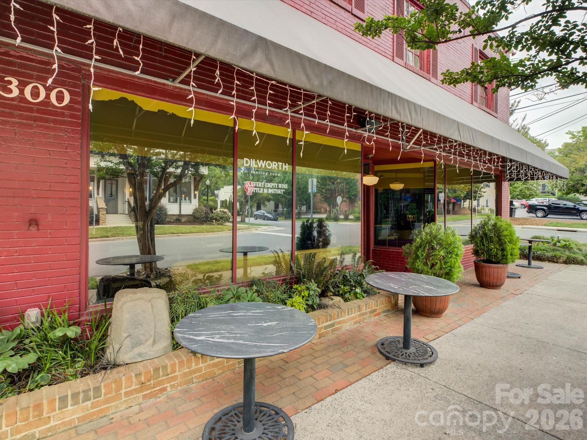 335 E Tremont Avenue