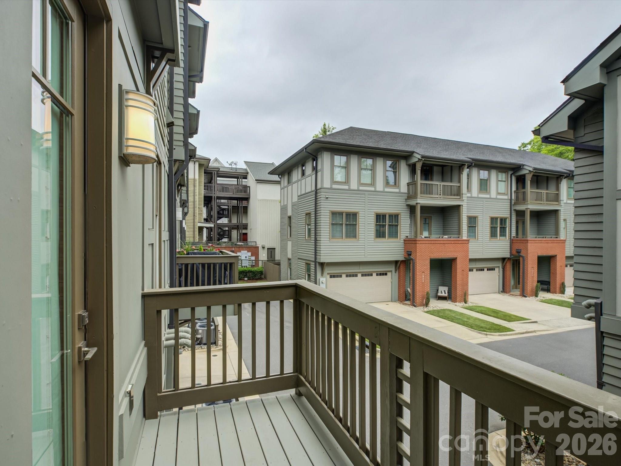 335 E Tremont Avenue