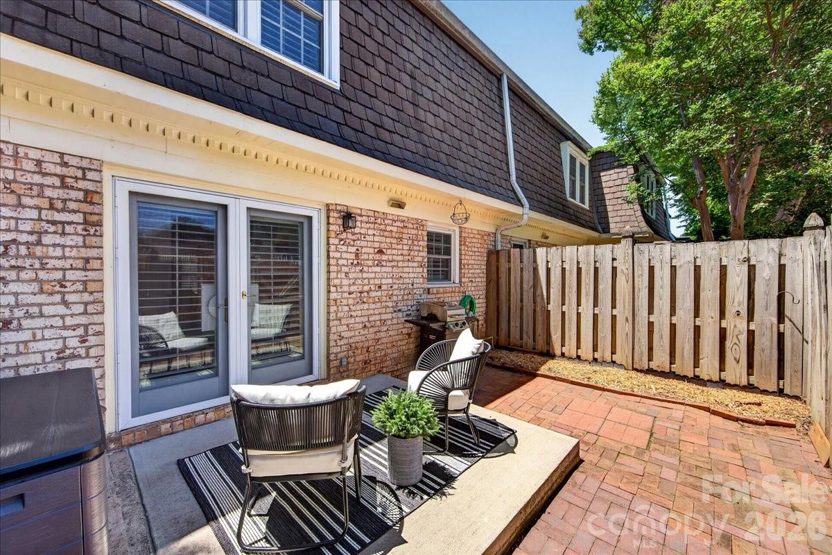 2229 Rexford Road Unit: C