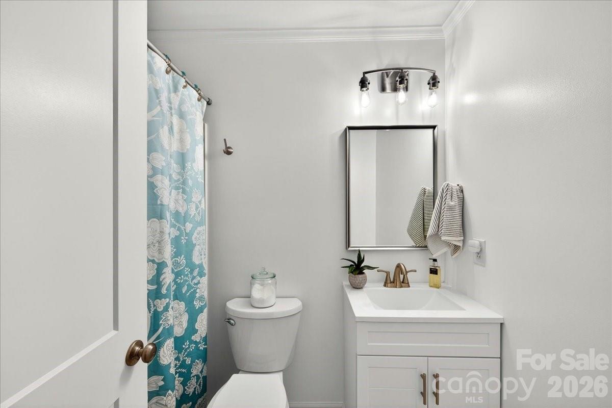 2229 Rexford Road Unit: C