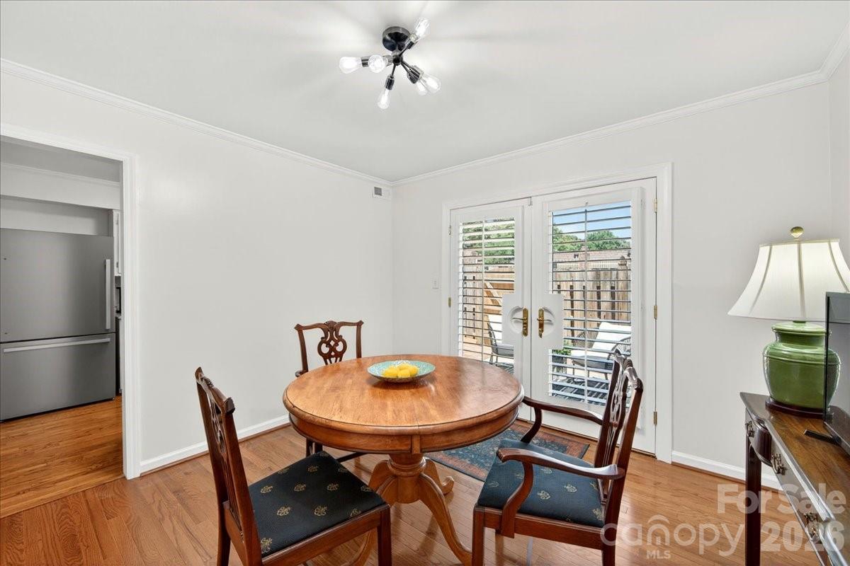 2229 Rexford Road Unit: C