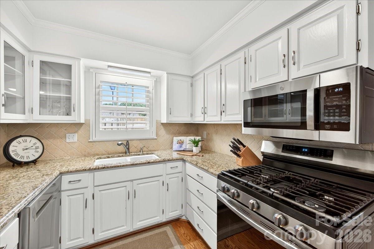 2229 Rexford Road Unit: C