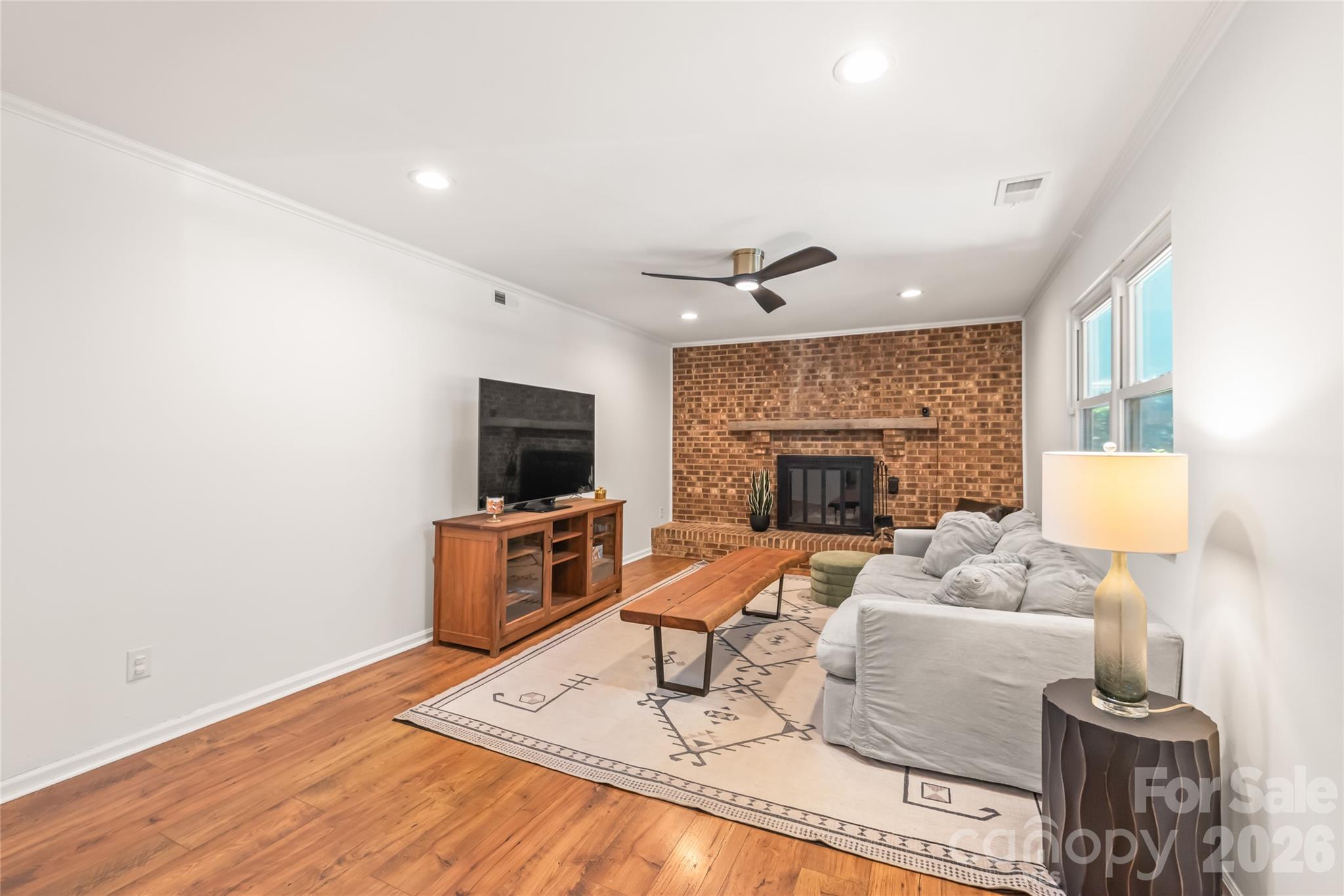 425 Regency Drive