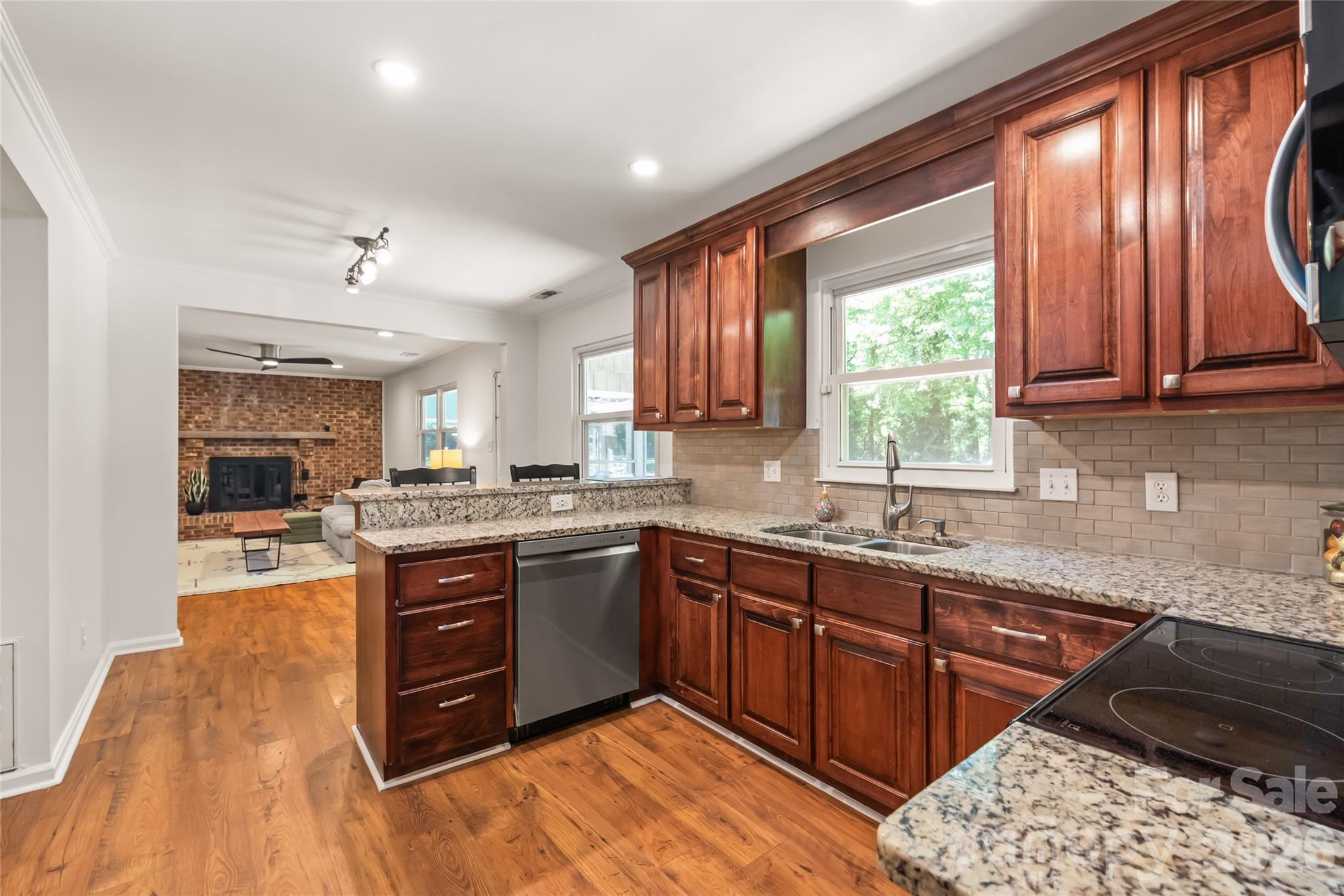 425 Regency Drive