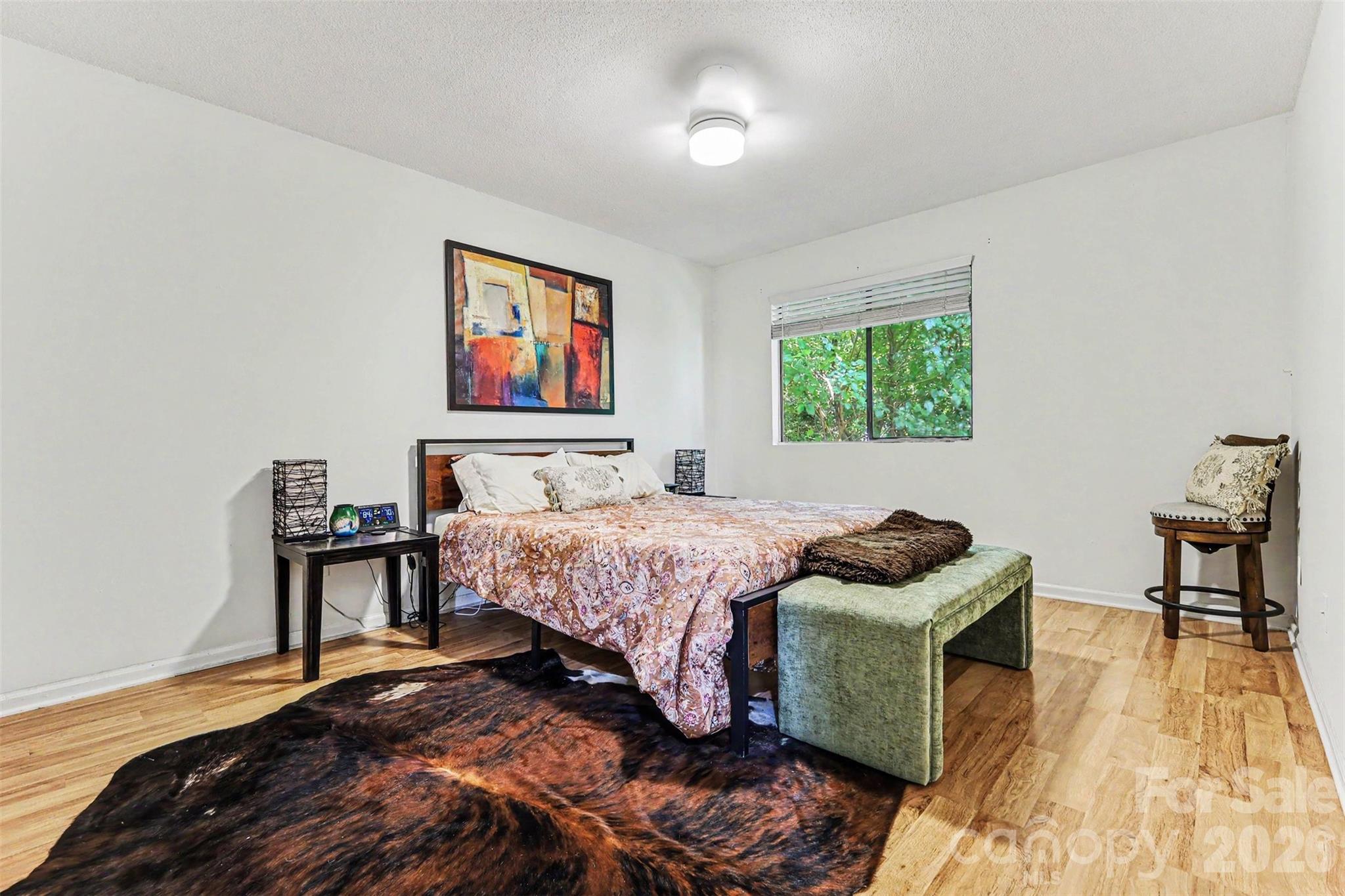 1643 Cedarview Court