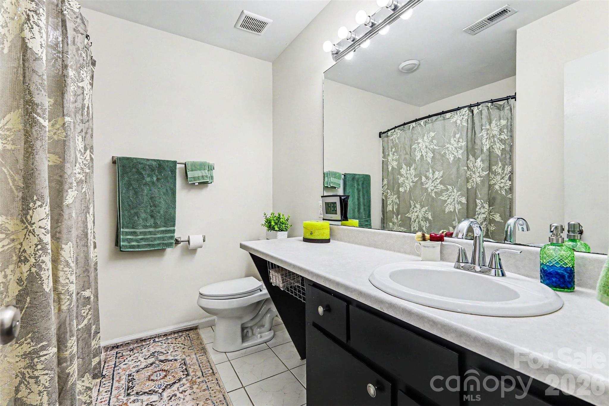 1643 Cedarview Court