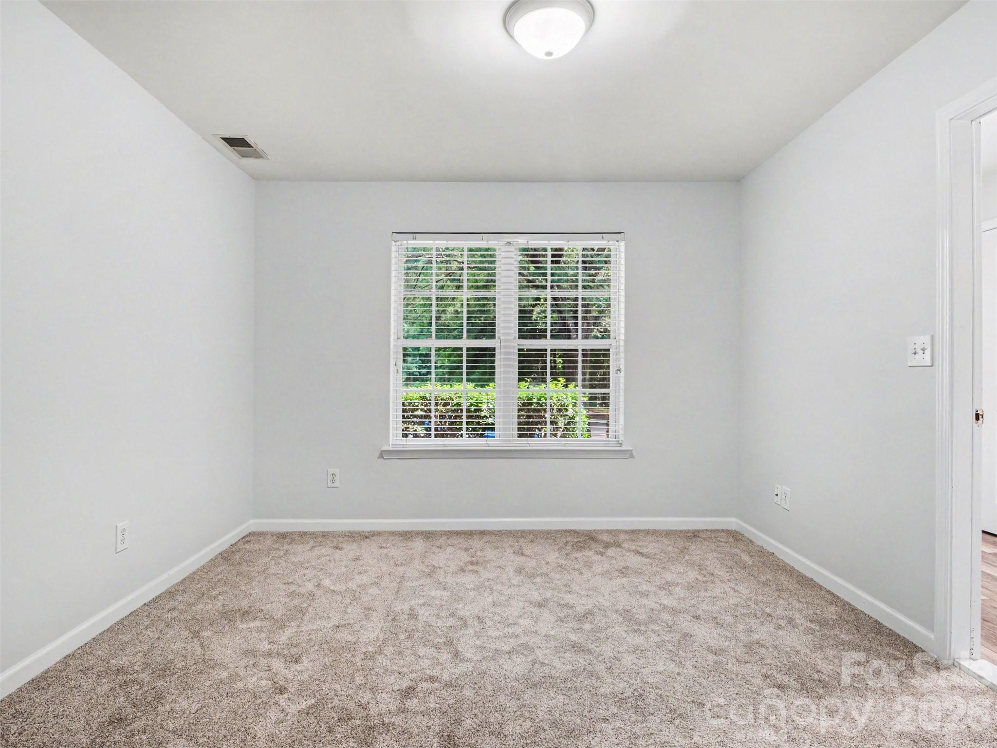 9712 Bailey Road