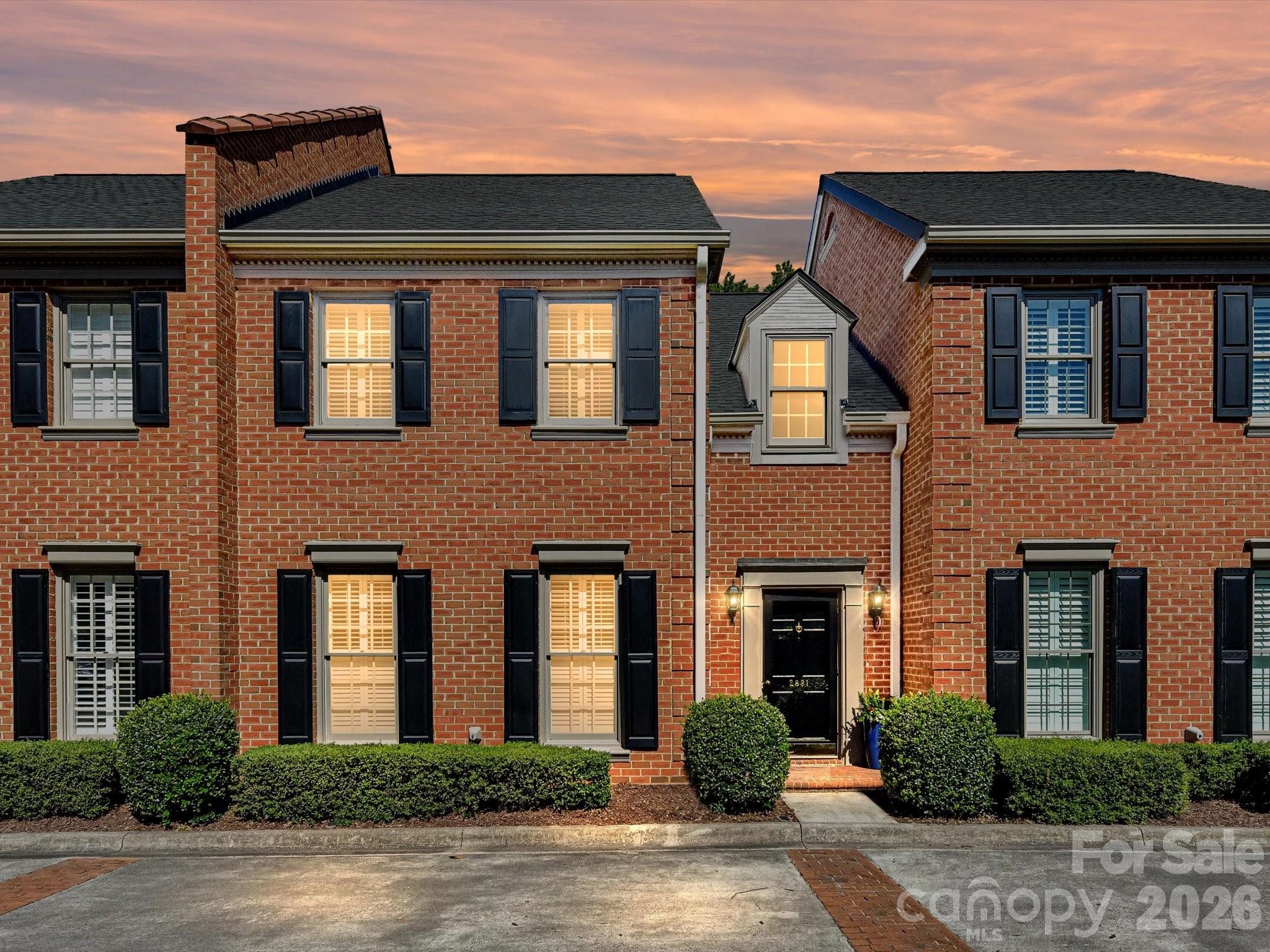 2831 Sharon View Road
