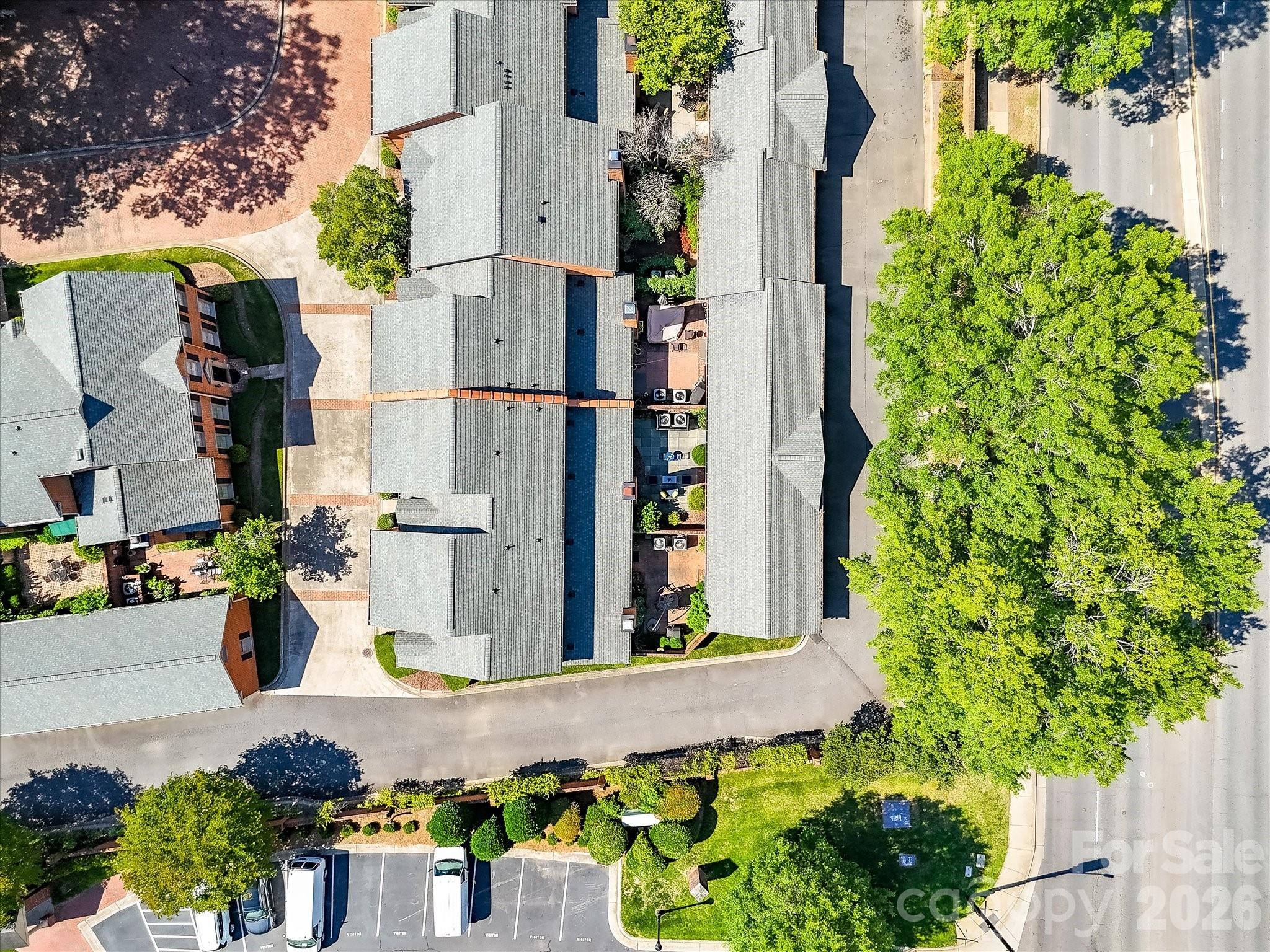 2831 Sharon View Road