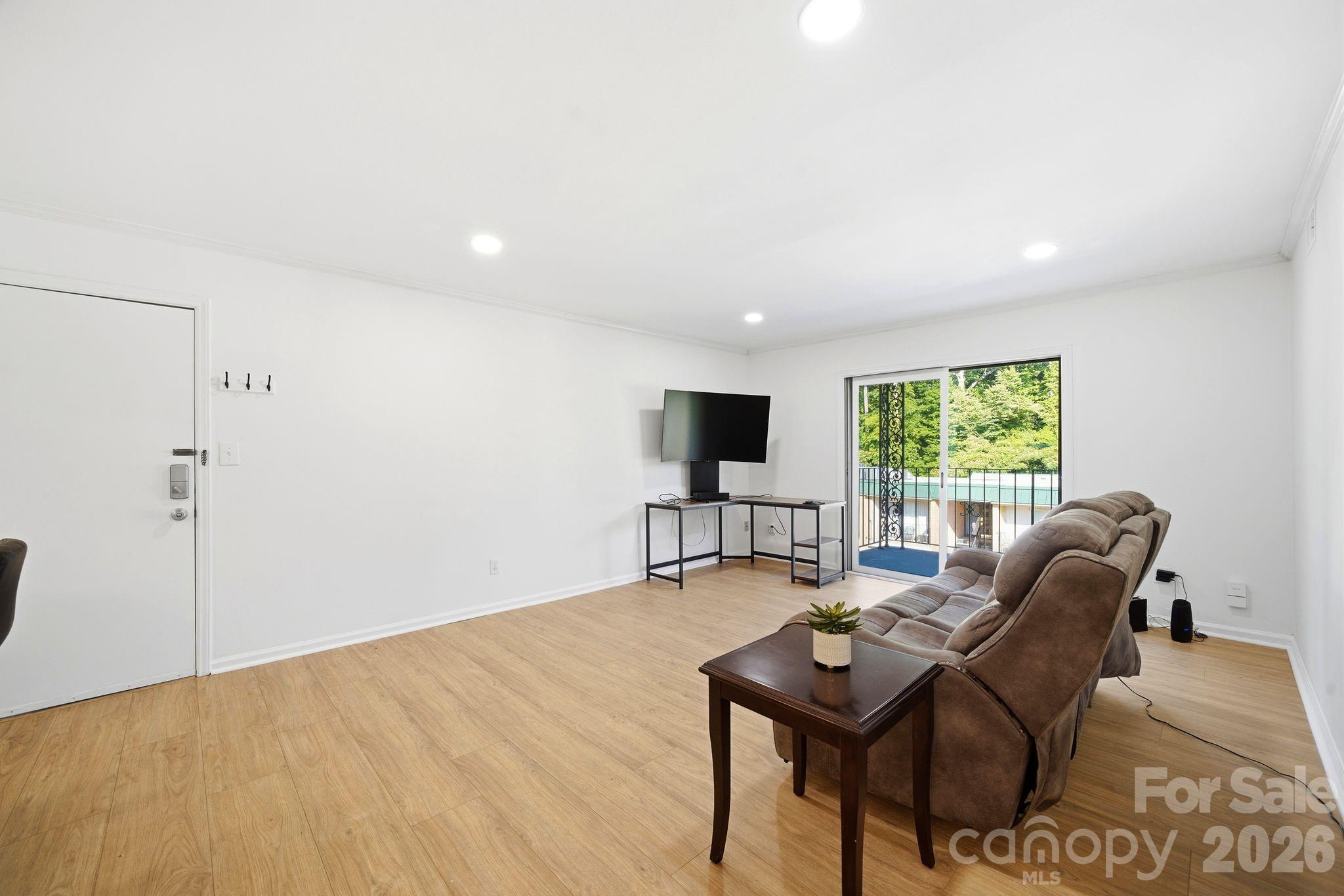 4739 Hedgemore Drive