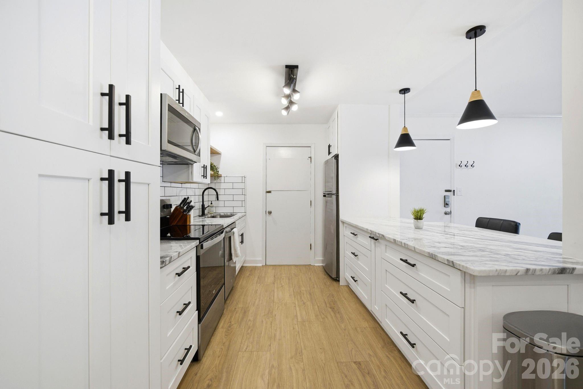 4739 Hedgemore Drive