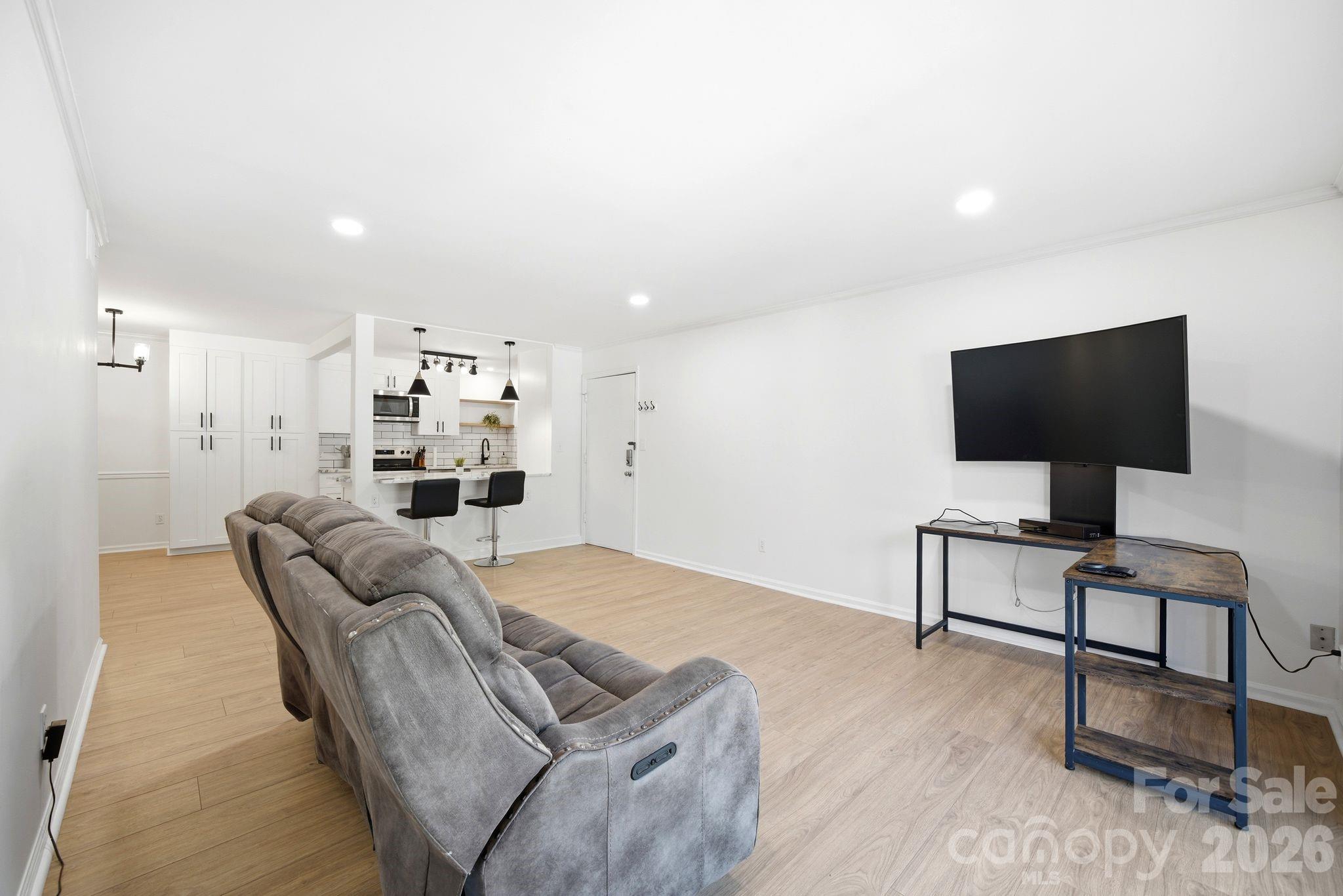 4739 Hedgemore Drive