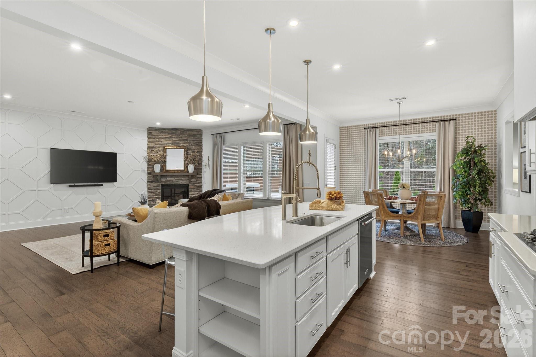 700 Giacomo Drive