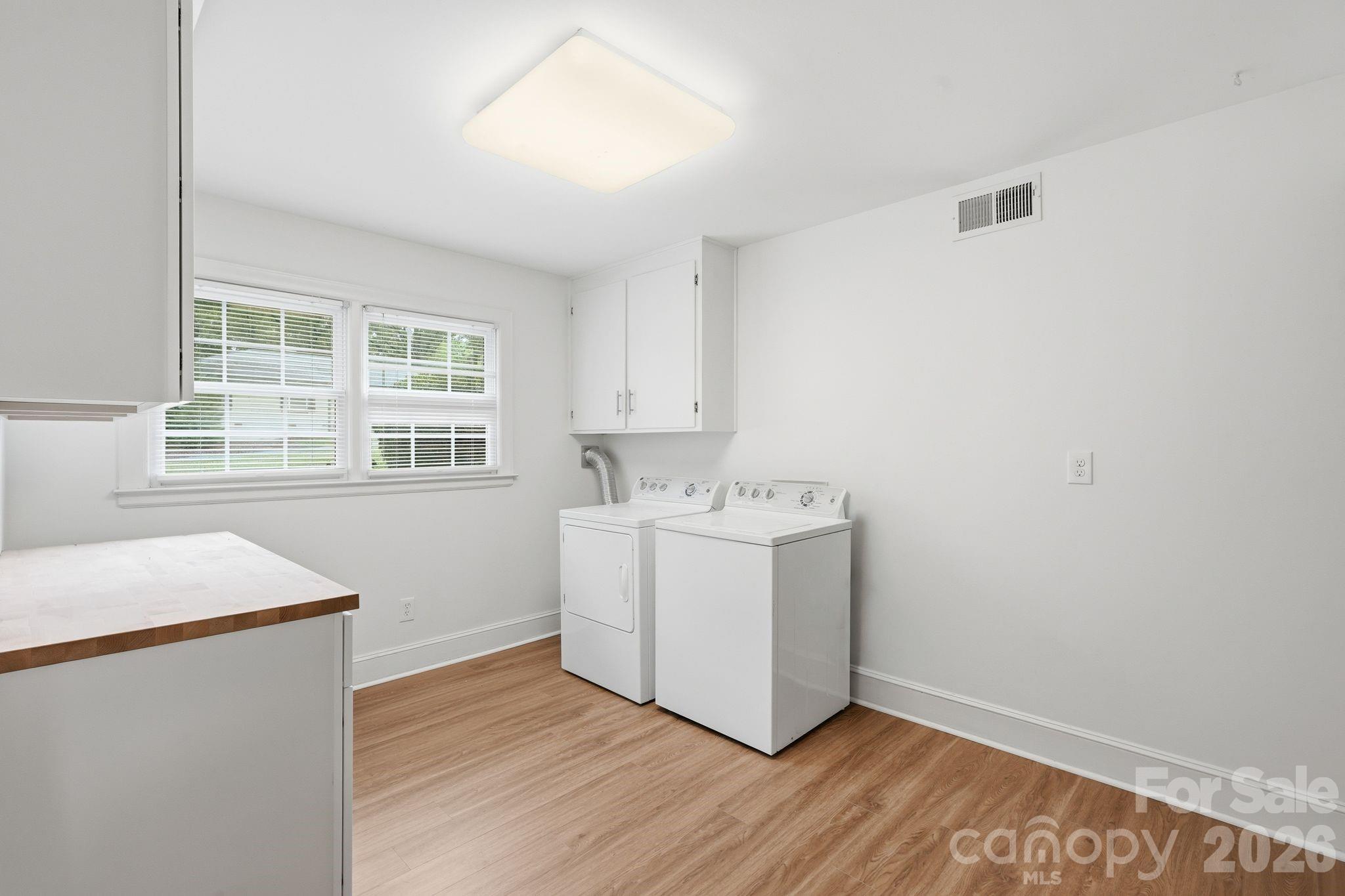 926 Shady Bluff Drive