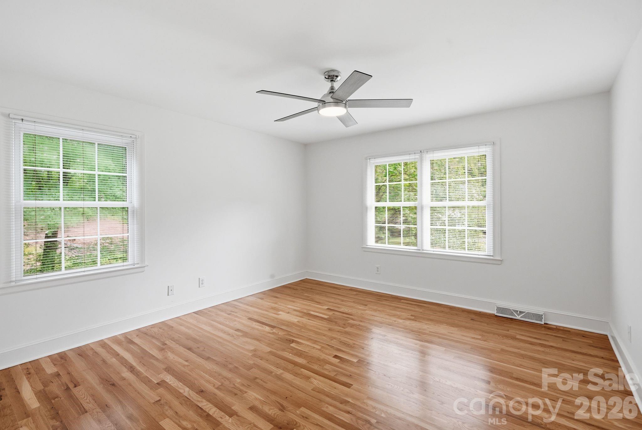 926 Shady Bluff Drive