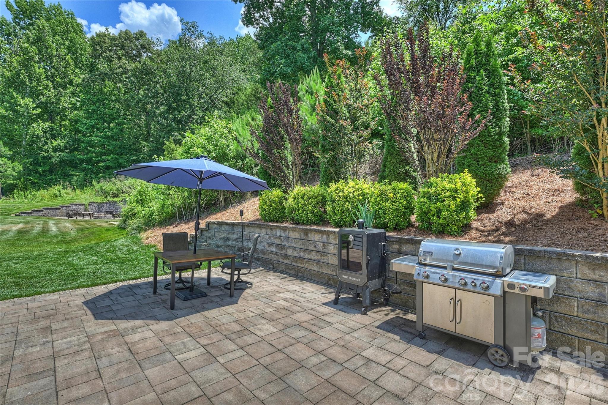 1113 Bassett Way