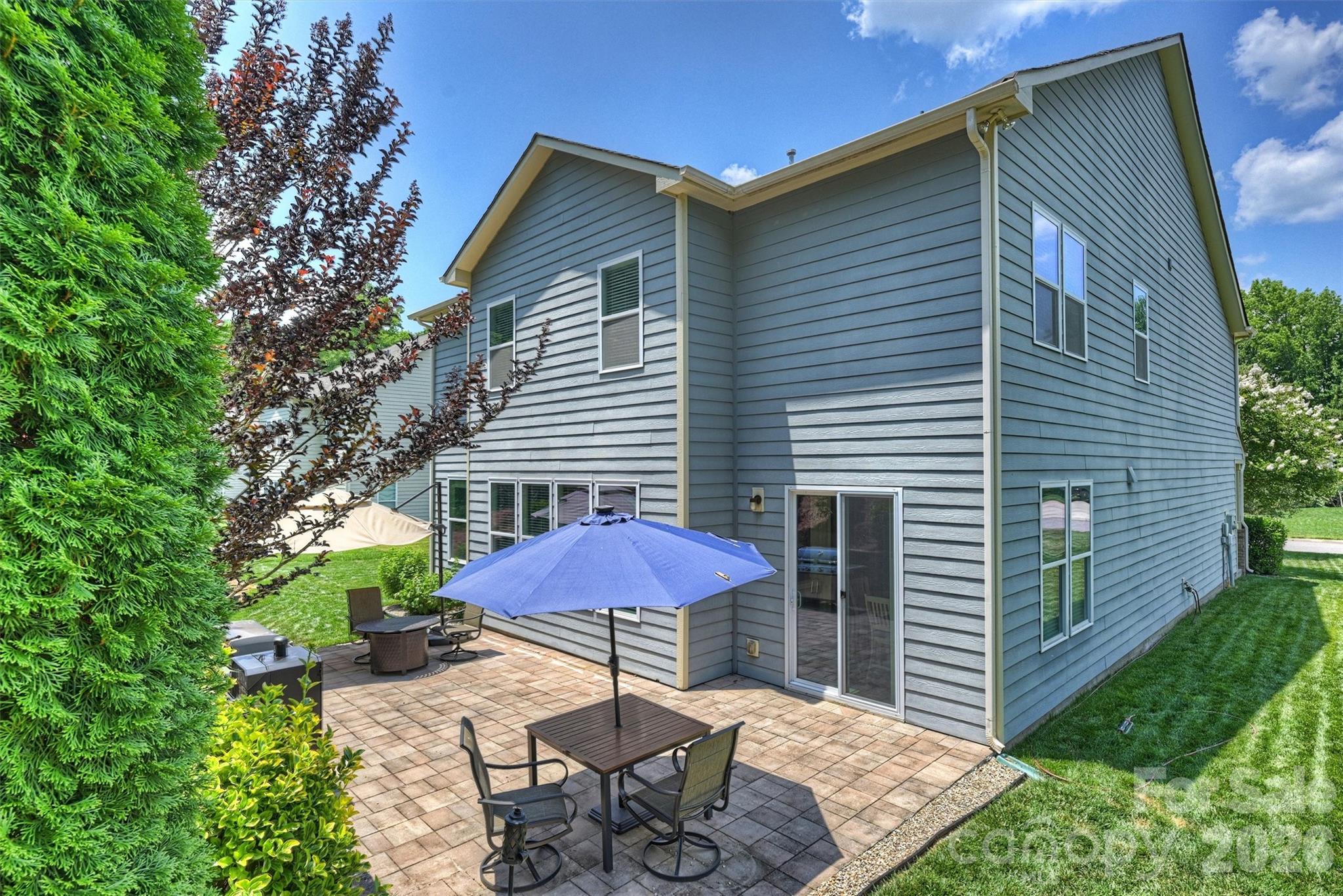 1113 Bassett Way