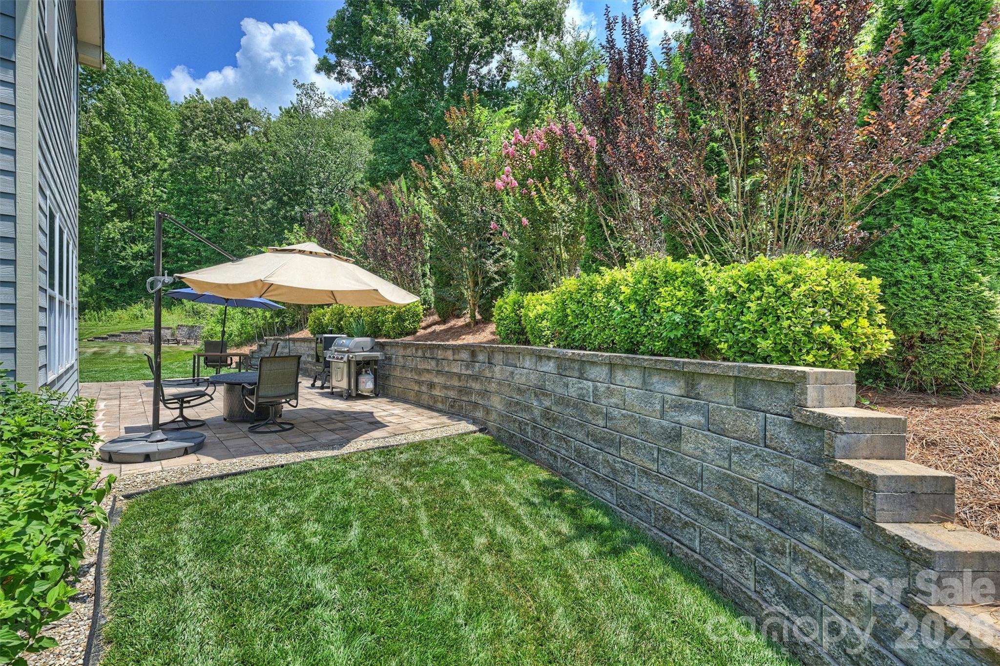 1113 Bassett Way