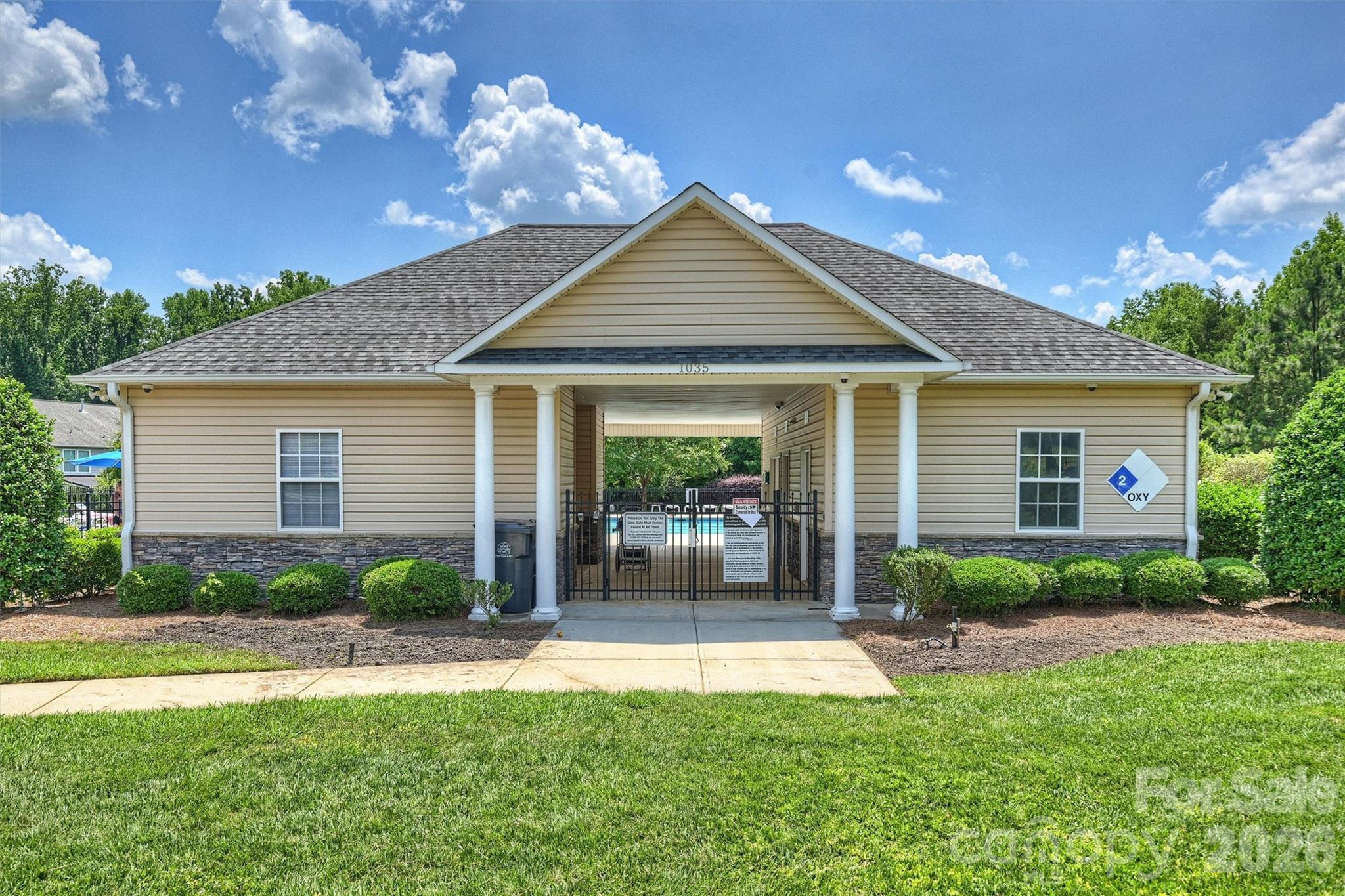 1113 Bassett Way