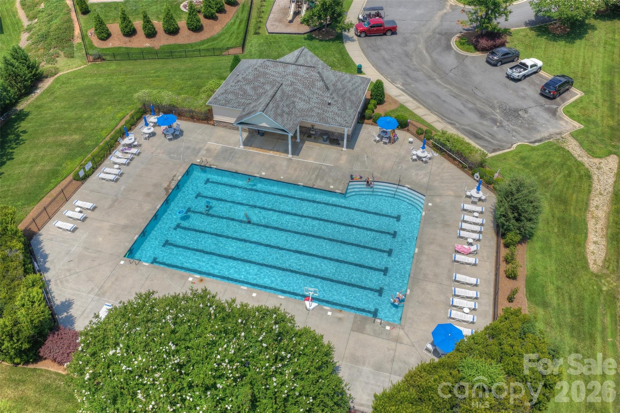 1113 Bassett Way