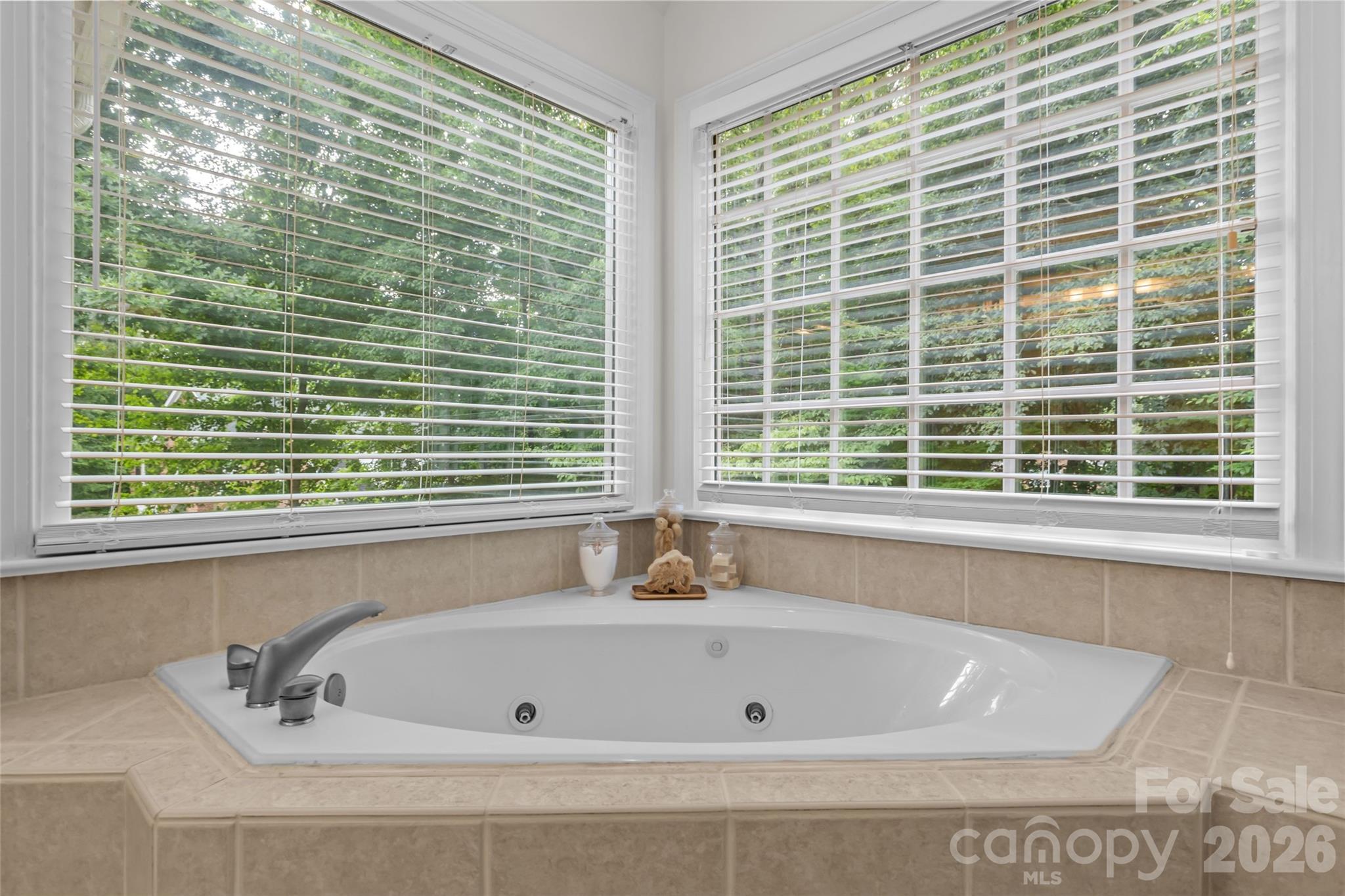 3616 Deruyter Circle