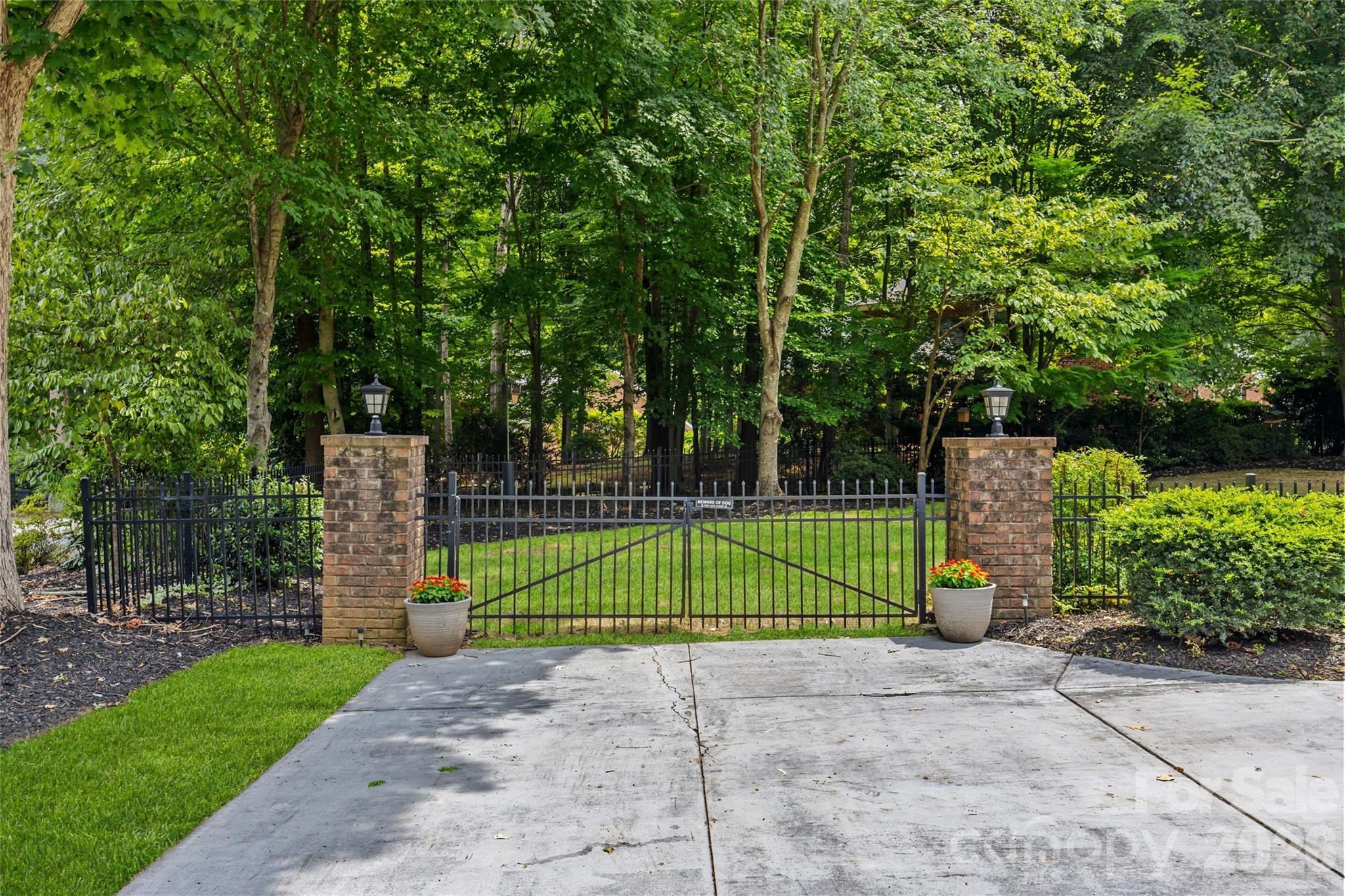 3616 Deruyter Circle