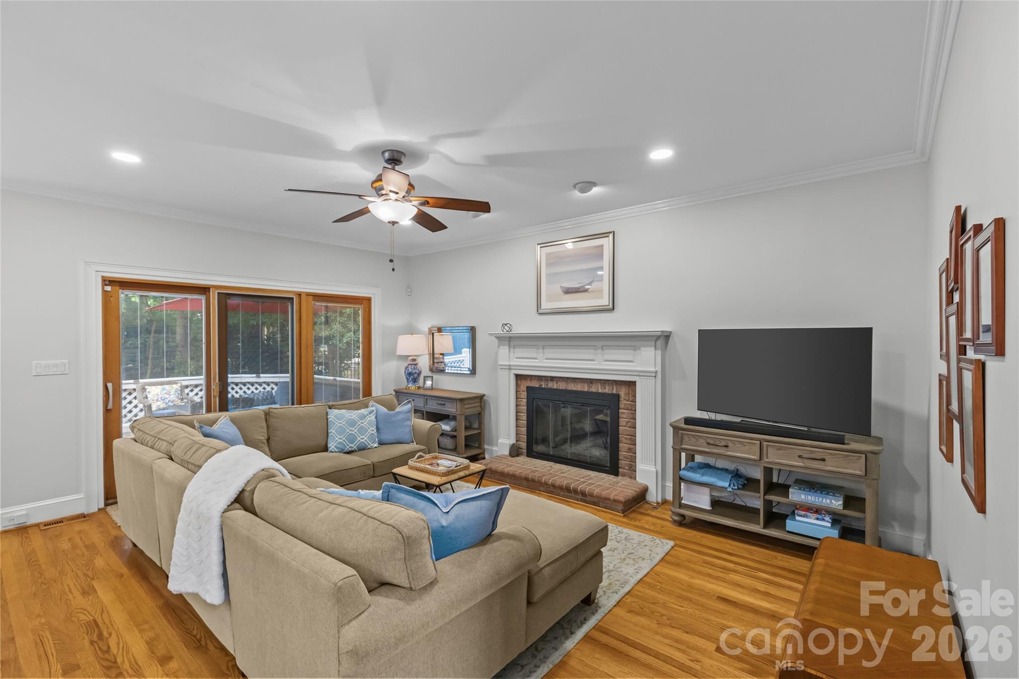 3616 Deruyter Circle